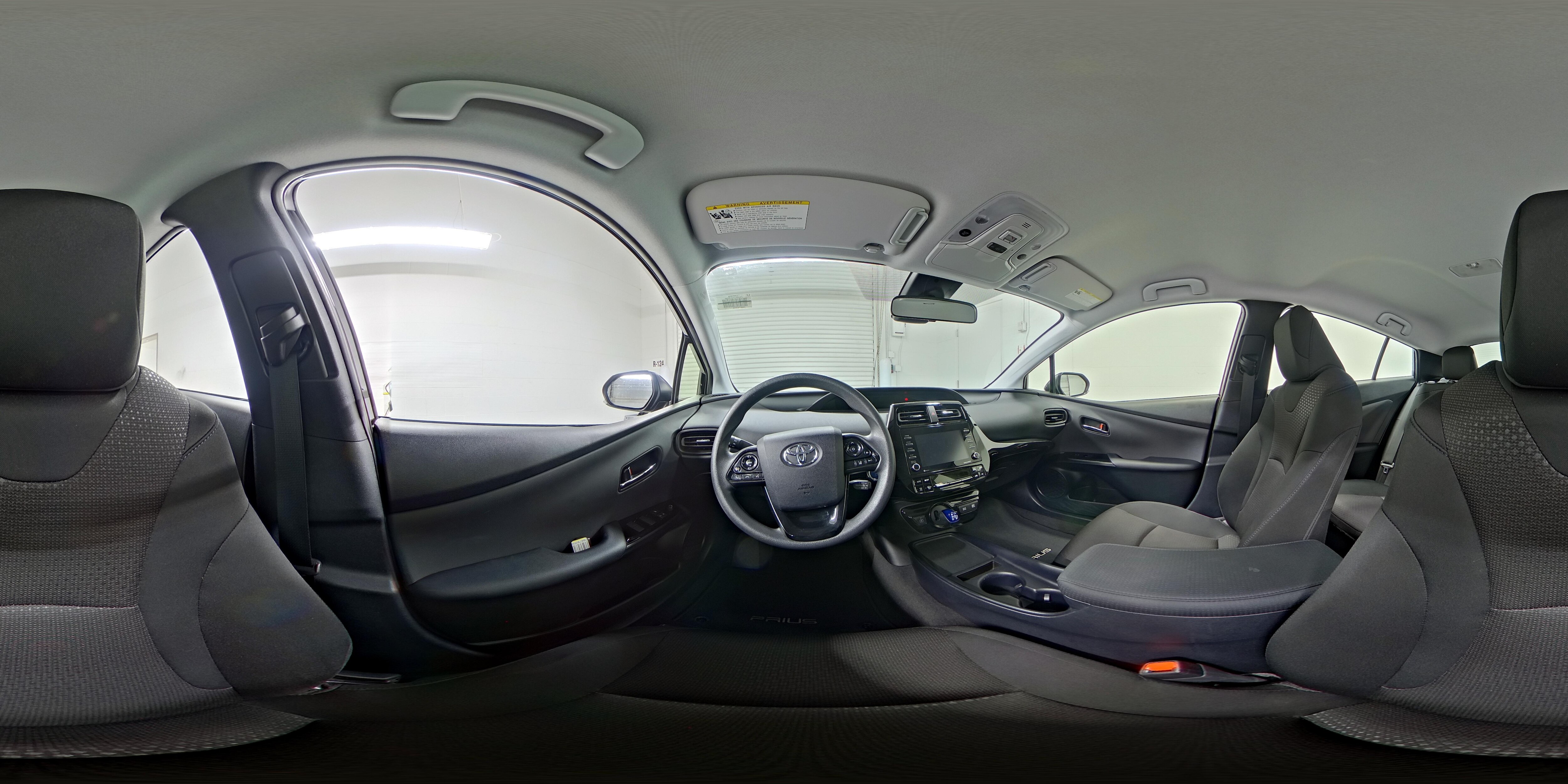 2022 Toyota Prius LE - Photo 26