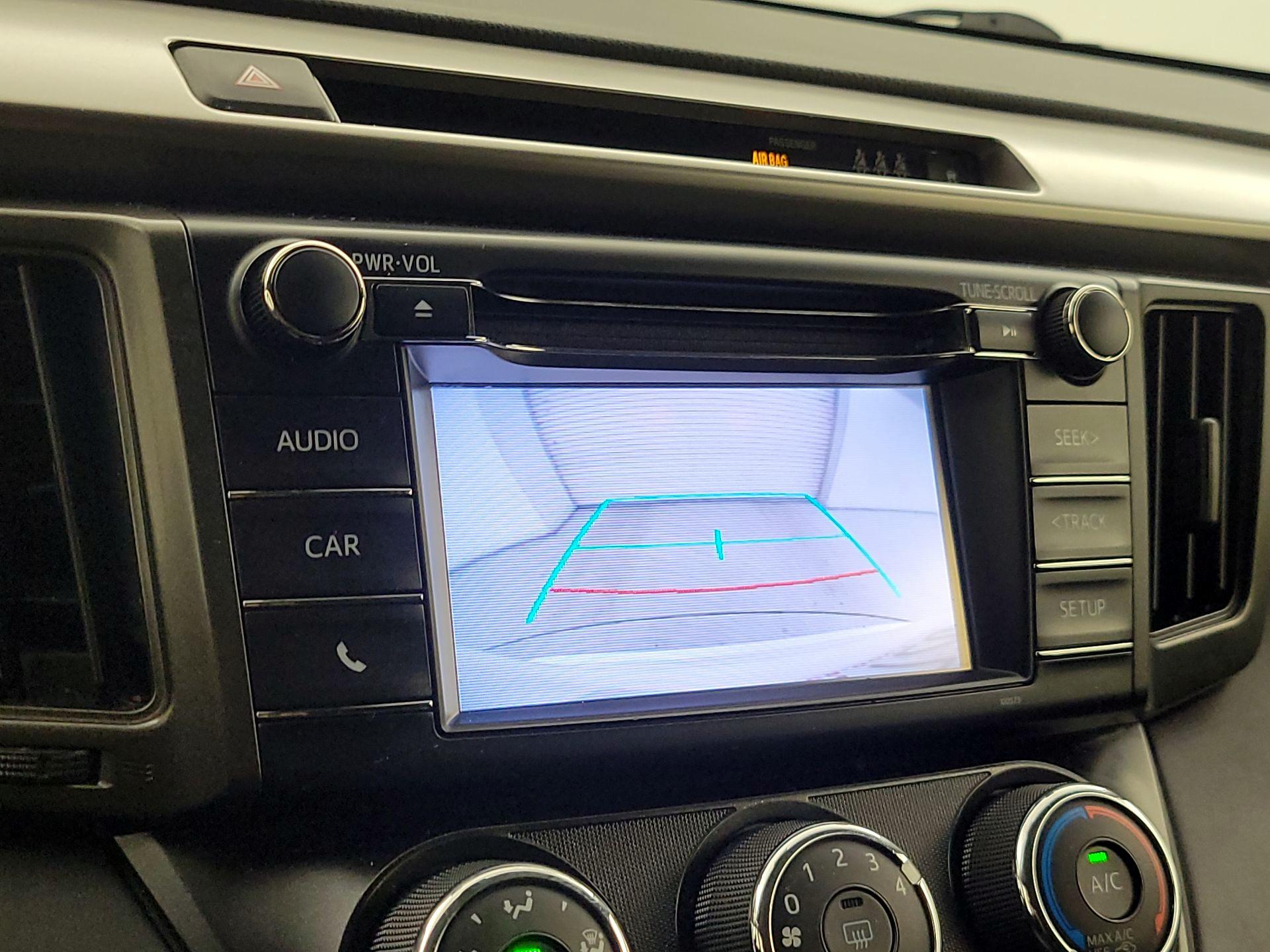 Thumbnail: 2018 Toyota RAV4 - 14