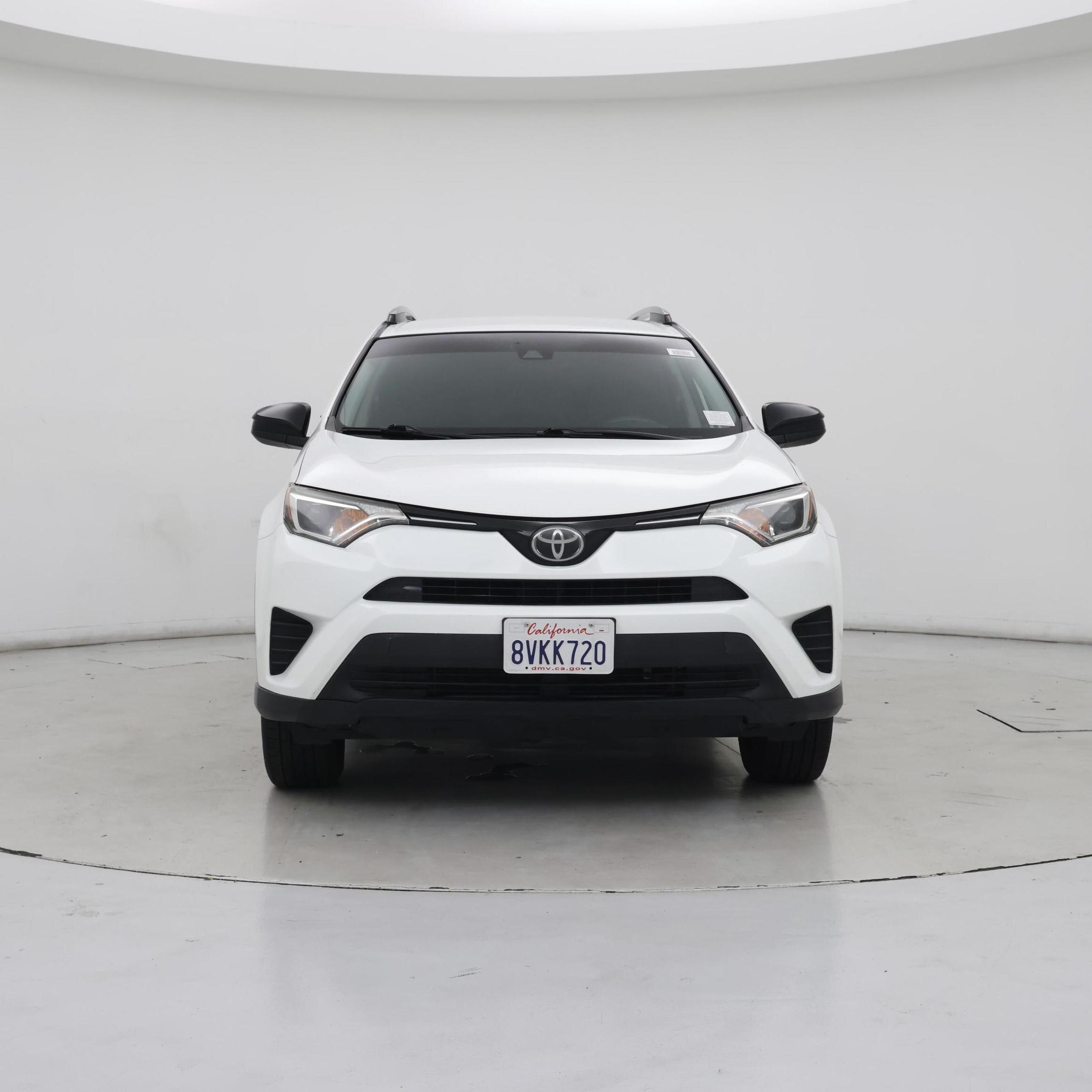 Thumbnail: 2018 Toyota RAV4 - 5