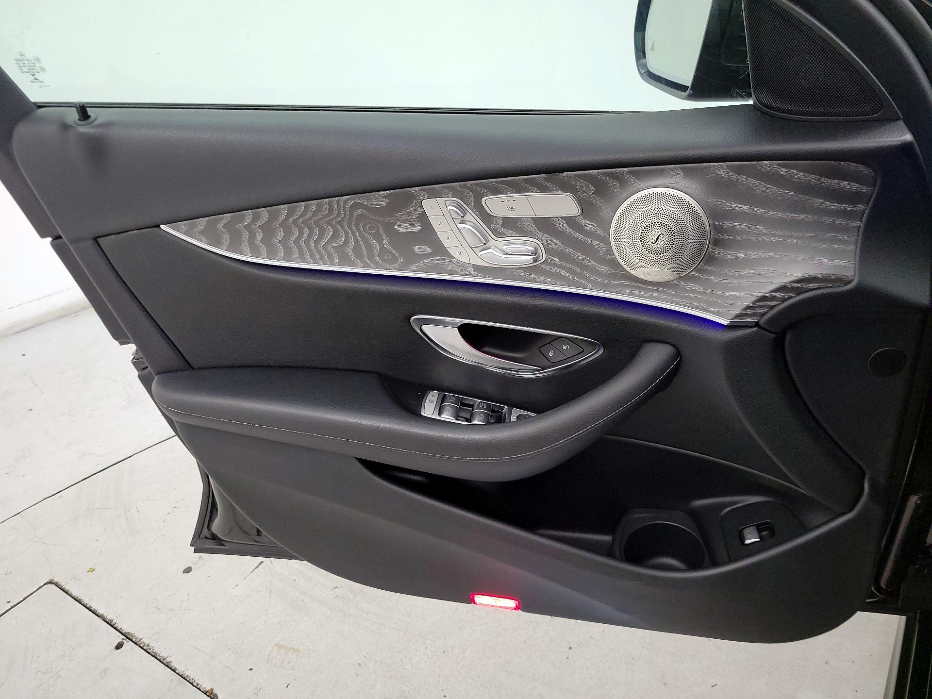 Thumbnail: 2021 Mercedes-Benz E-Class - 12