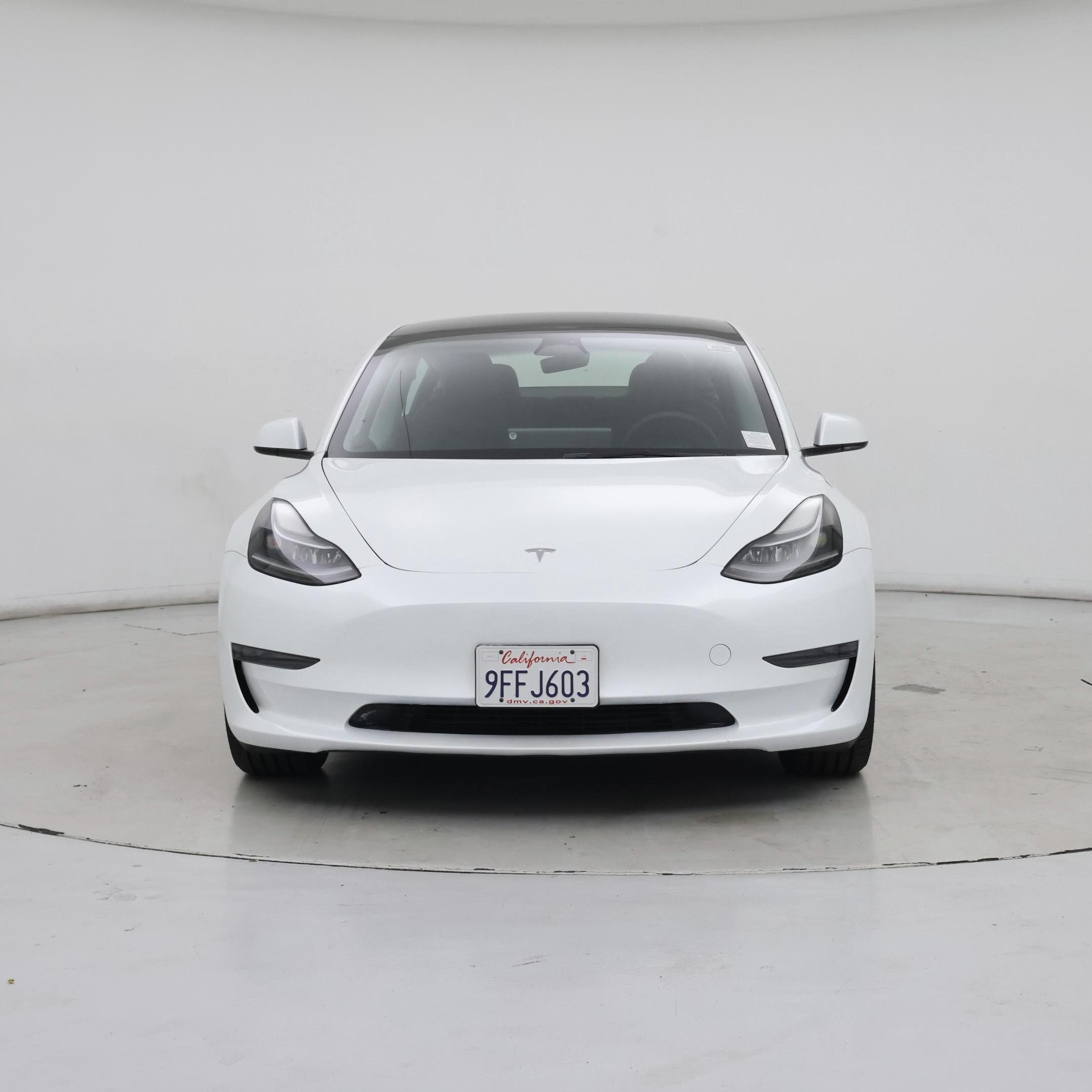 Thumbnail: 2023 Tesla Model 3 - 5