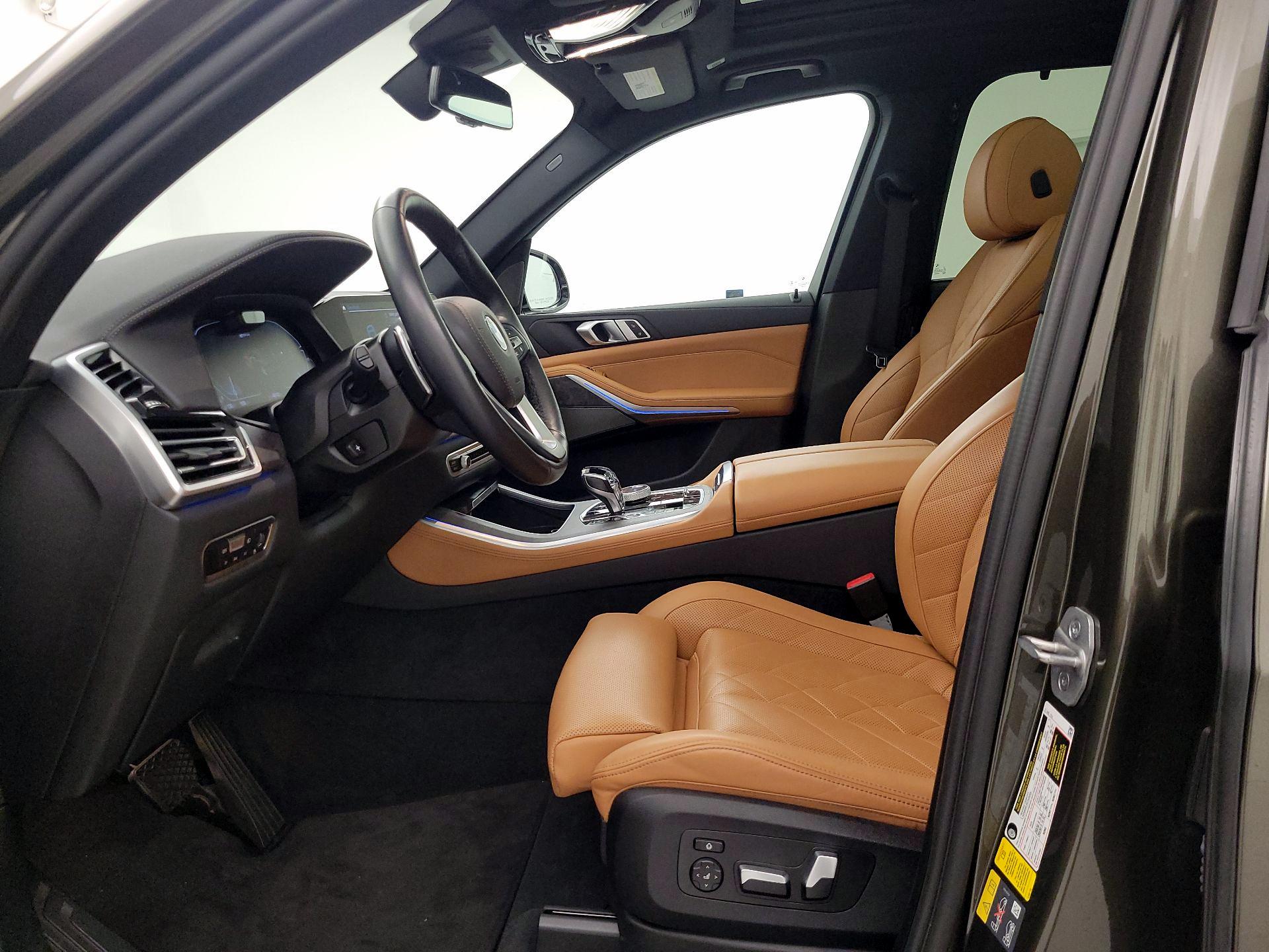 Thumbnail: 2023 BMW X5 - 11