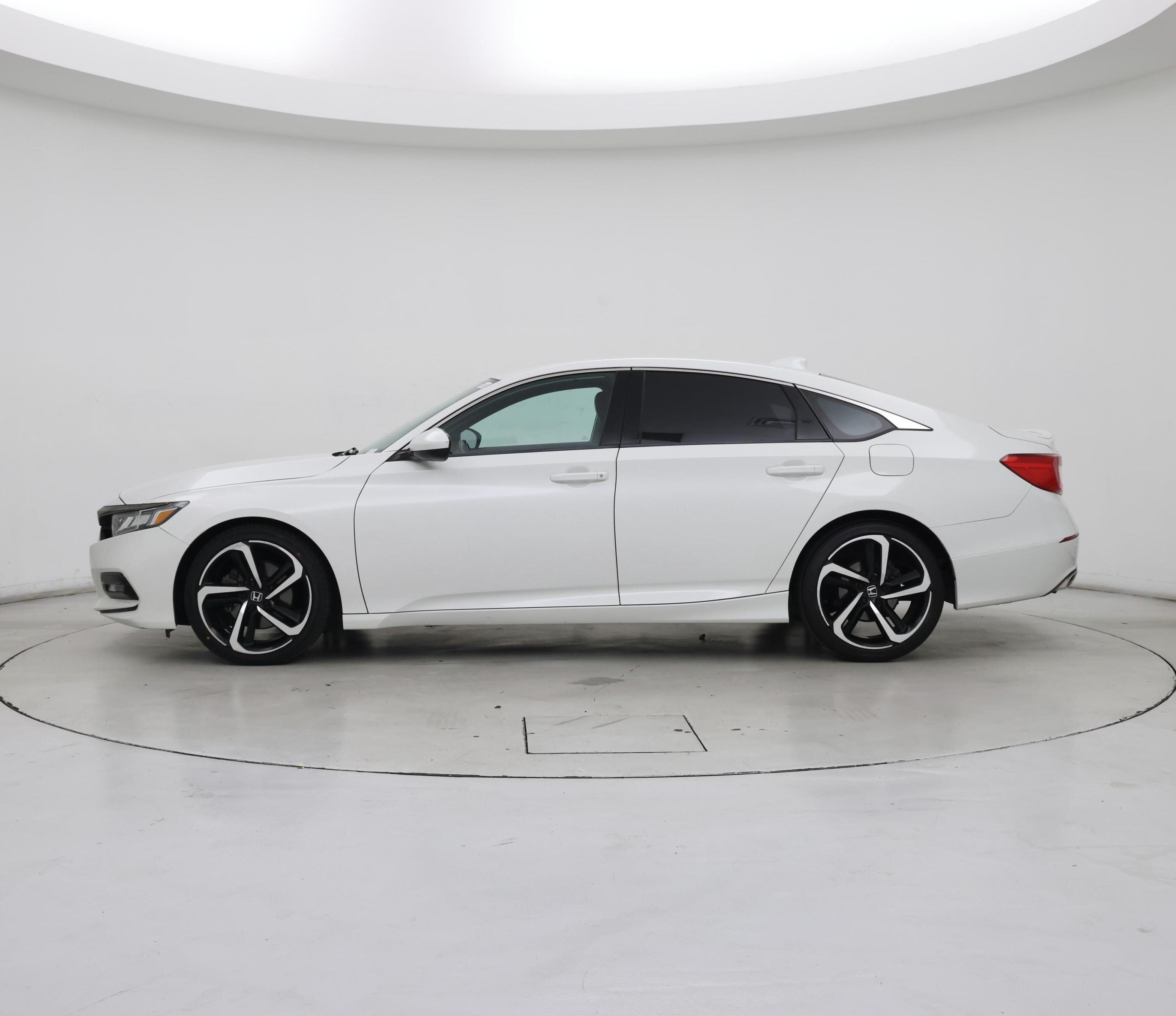 Thumbnail: 2018 Honda Accord - 3