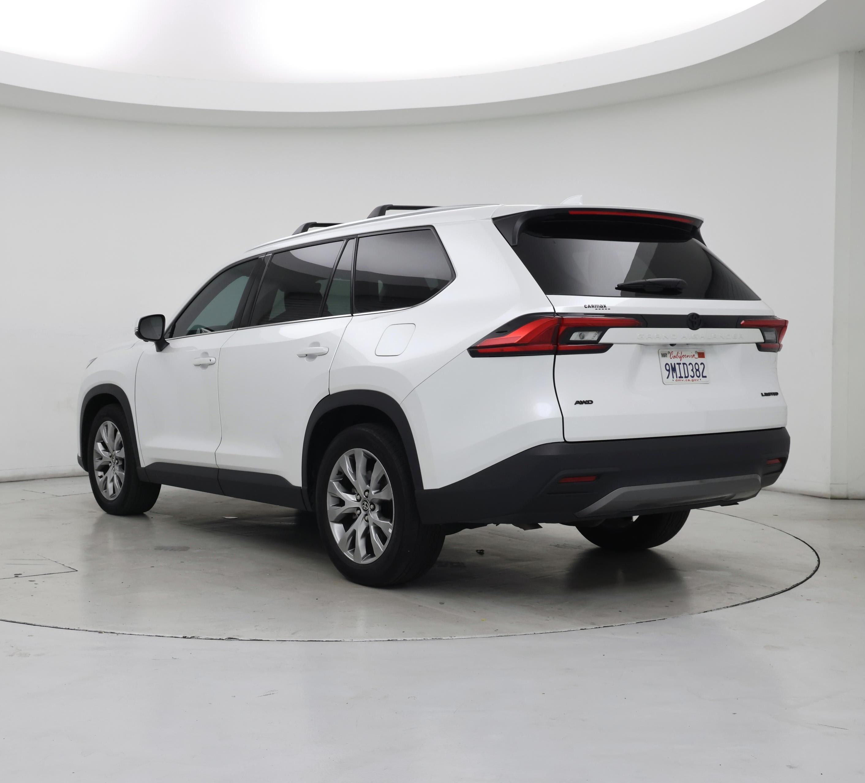 Thumbnail: 2024 Toyota Grand Highlander - 2