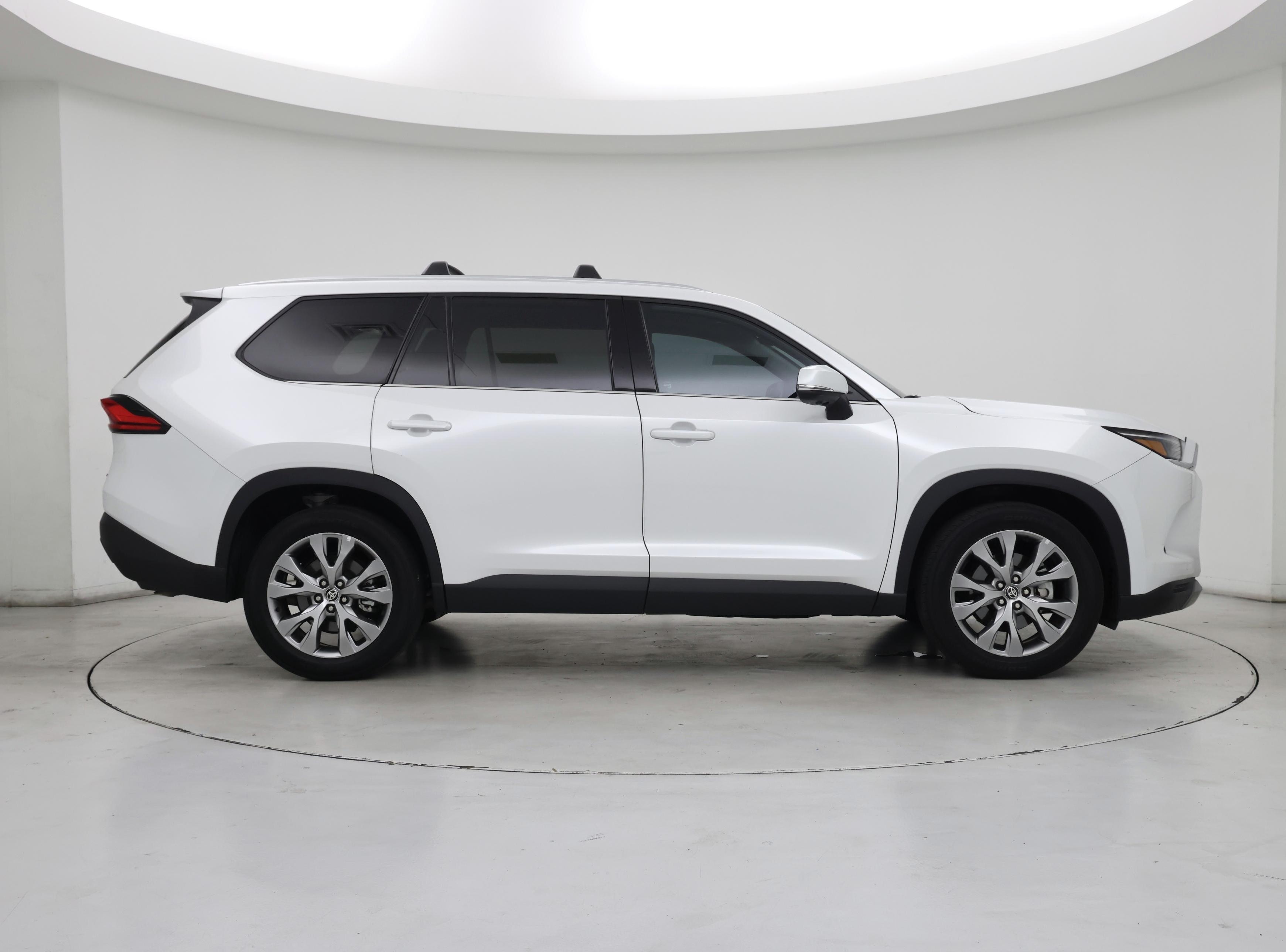 Thumbnail: 2024 Toyota Grand Highlander - 7