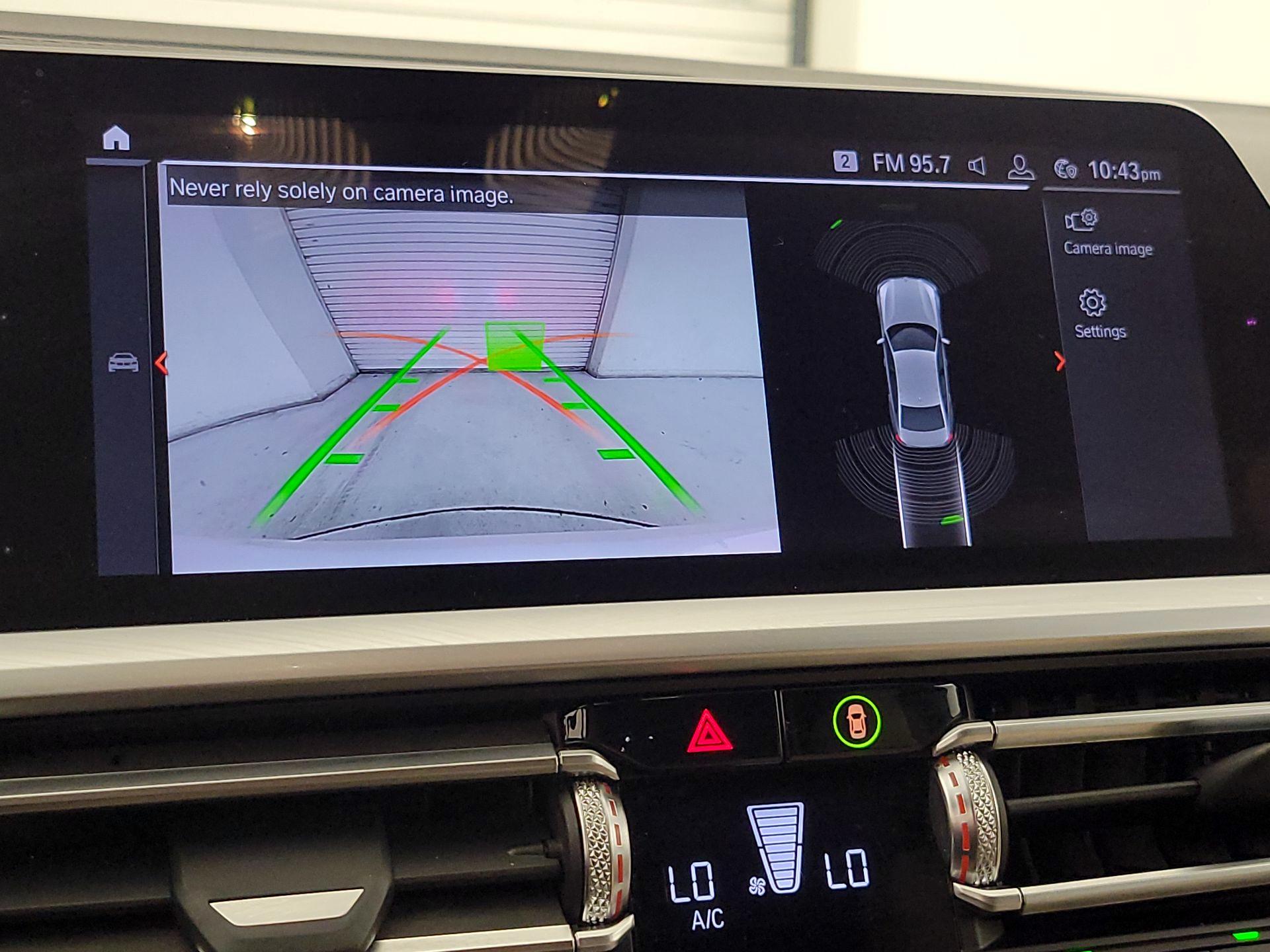 Thumbnail: 2019 BMW 3 Series - 15