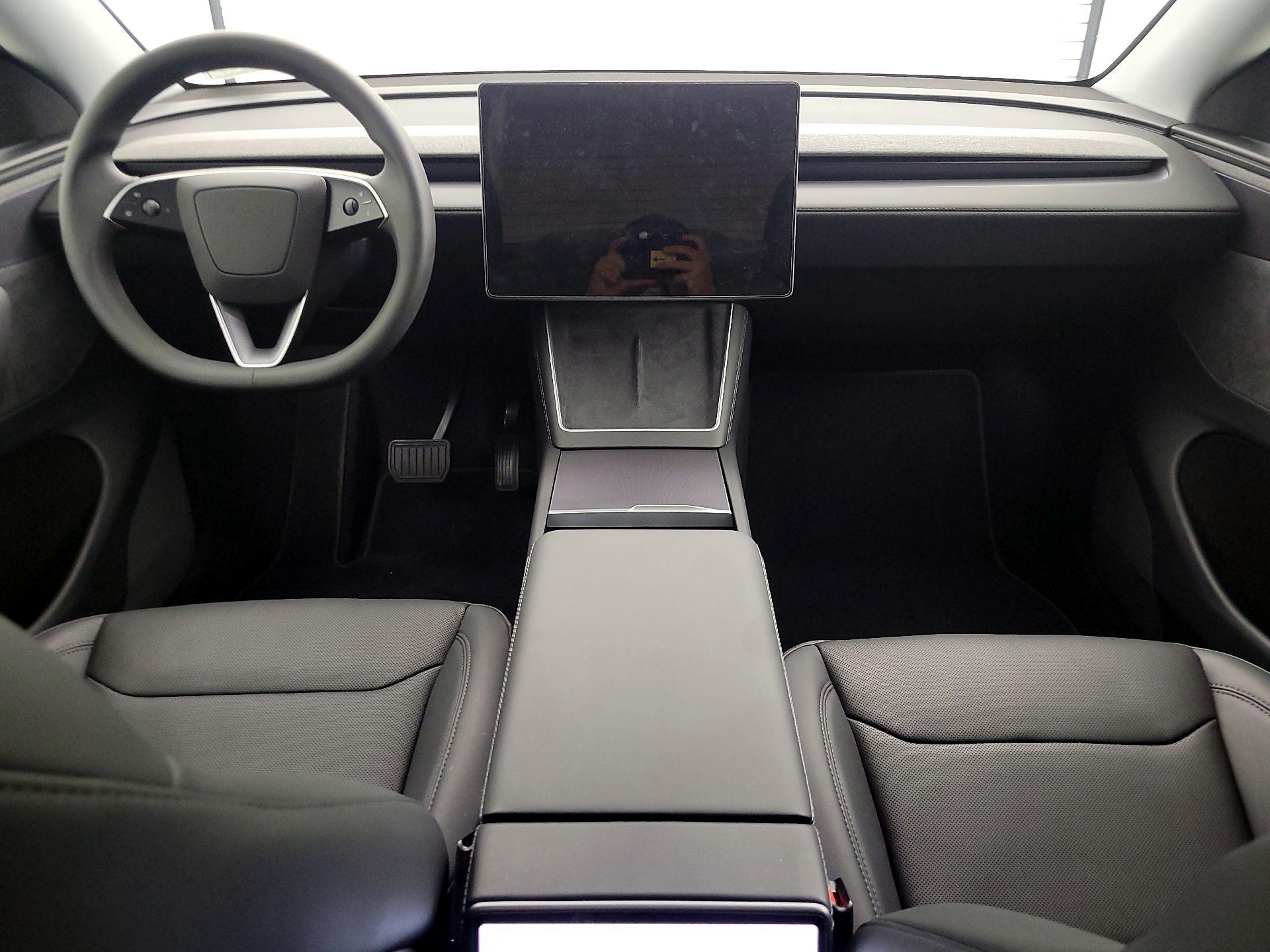 Thumbnail: 2026 Tesla Model Y - 9
