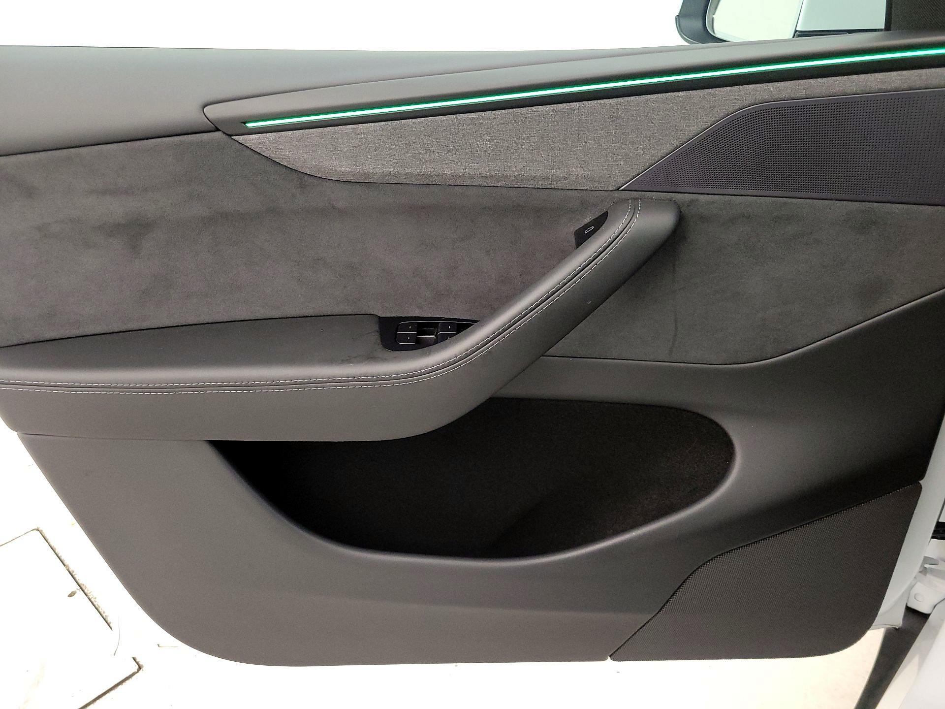 Thumbnail: 2026 Tesla Model Y - 12