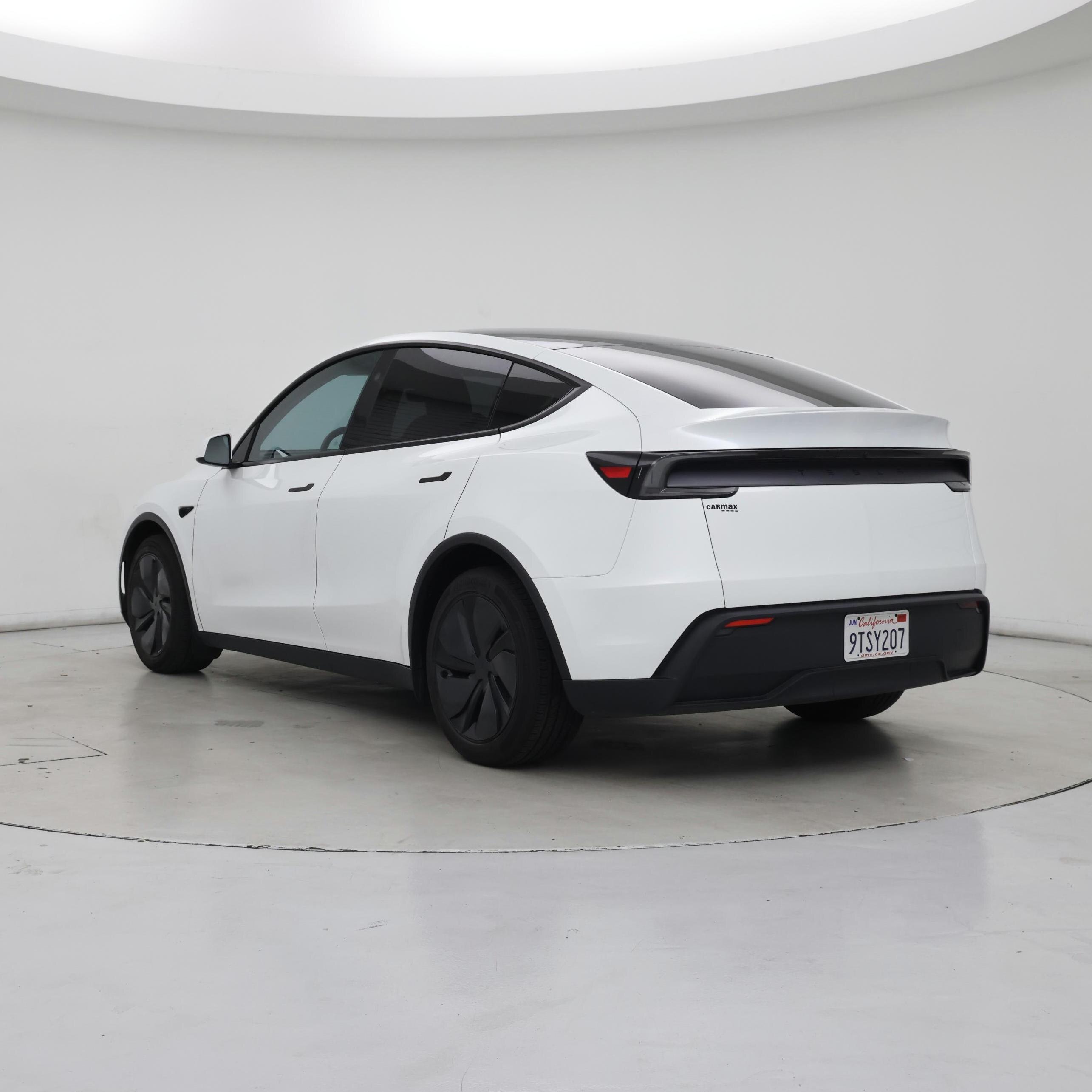 Thumbnail: 2026 Tesla Model Y - 2