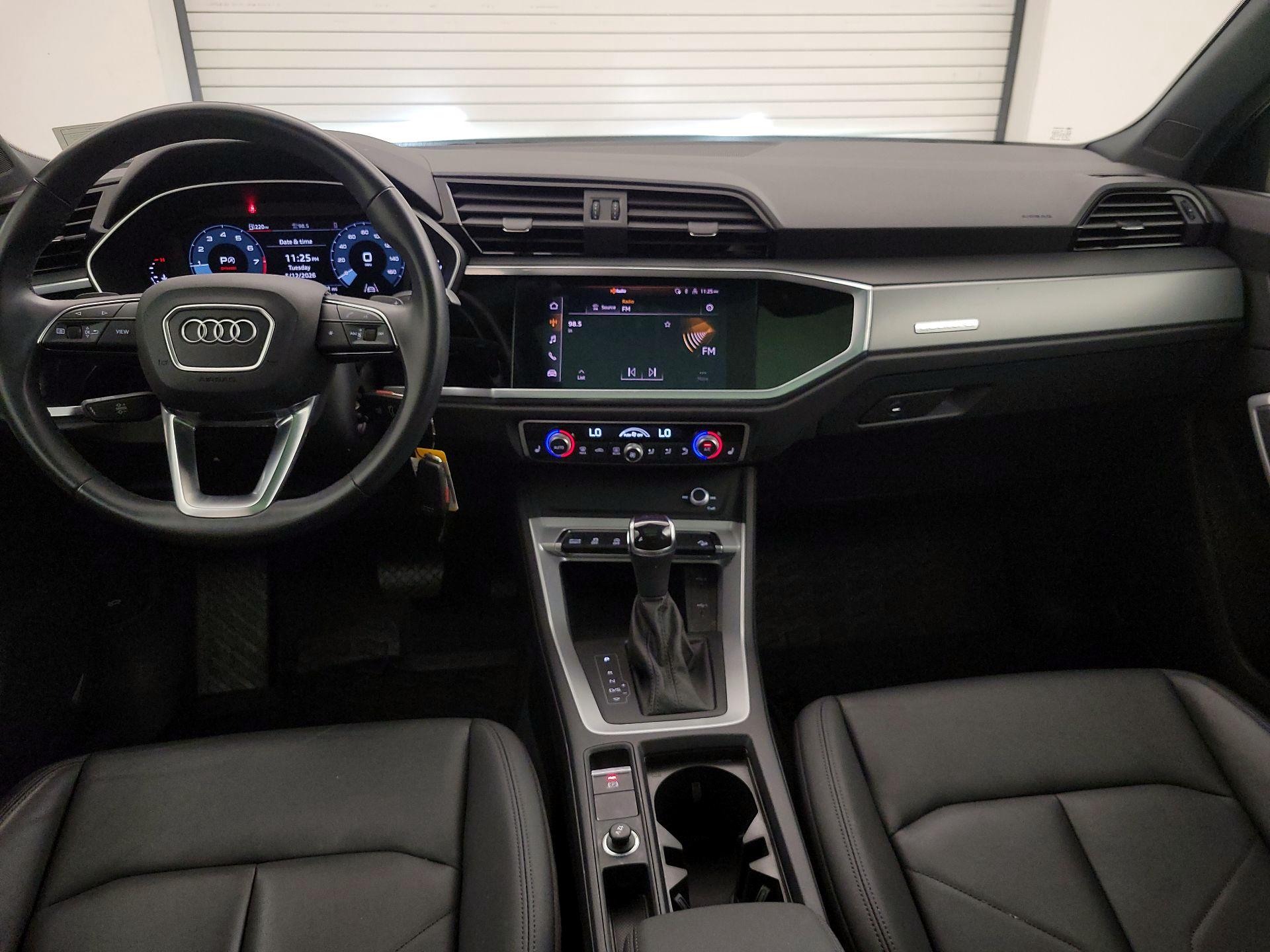 Thumbnail: 2022 Audi Q3 - 9