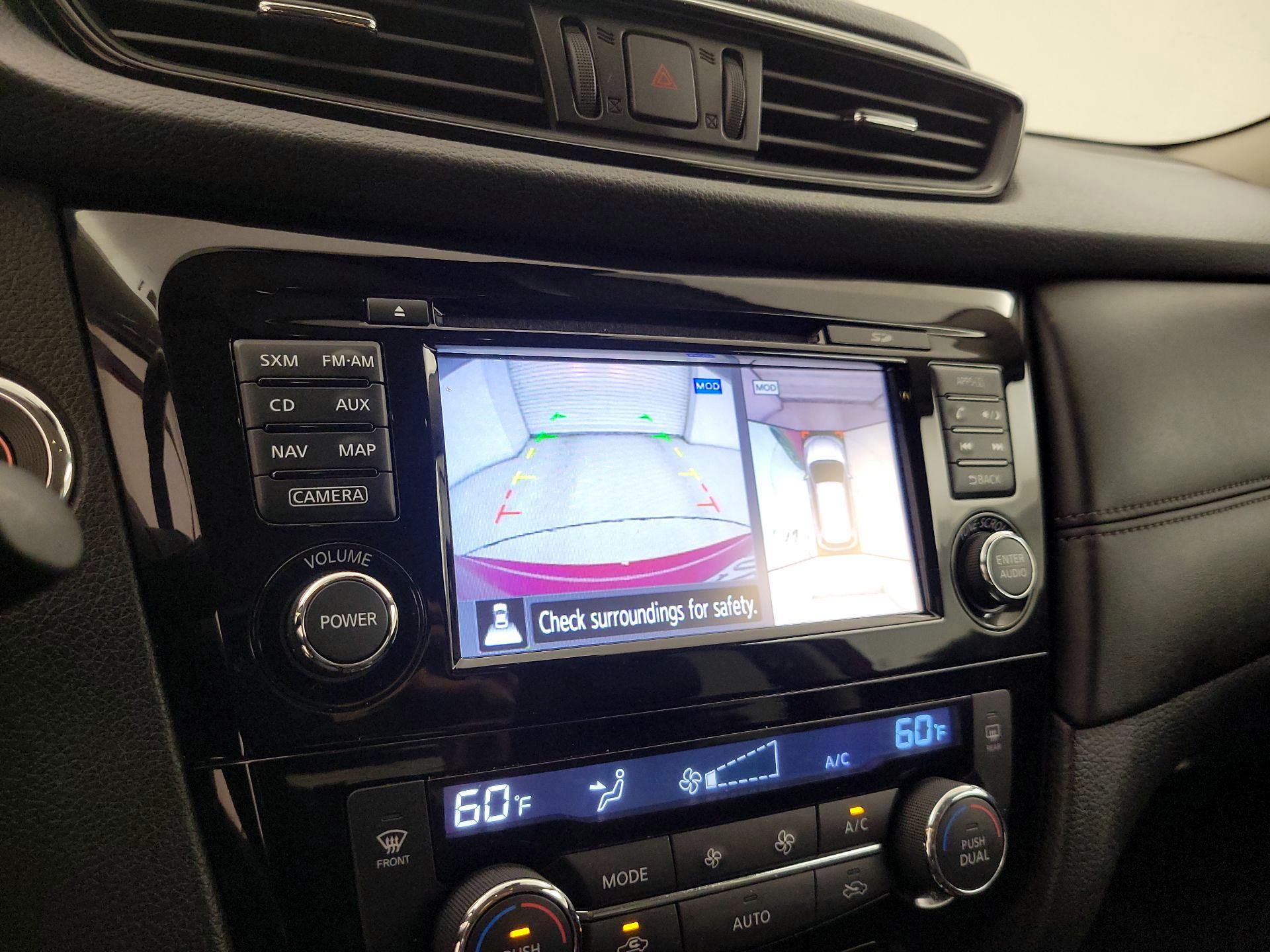 Thumbnail: 2017 Nissan Rogue - 15