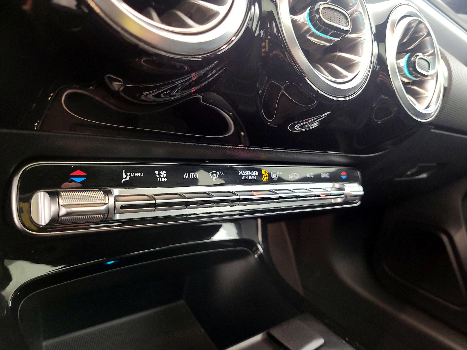 Thumbnail: 2022 Mercedes-Benz A-Class - 16