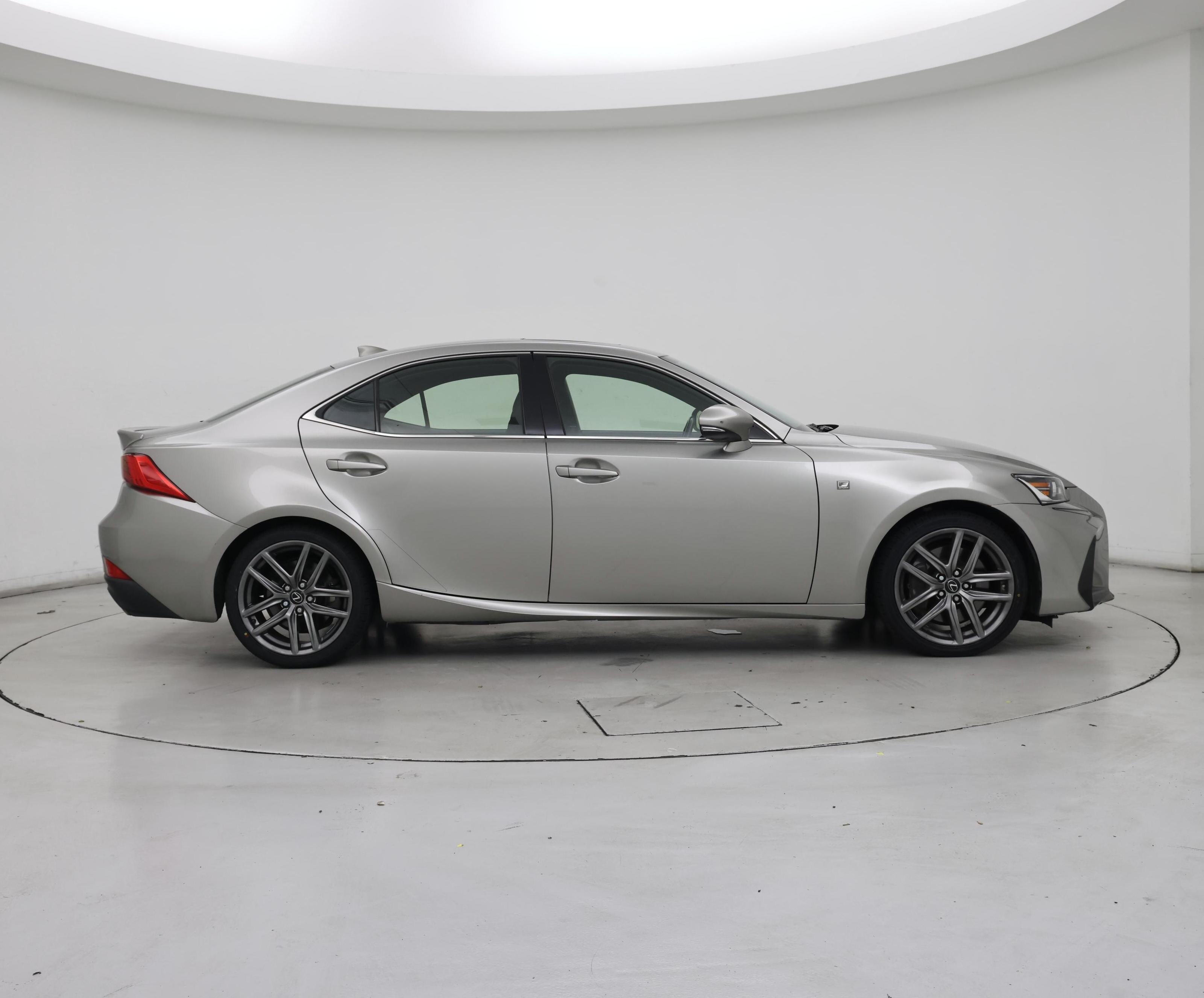 Thumbnail: 2017 Lexus IS - 7