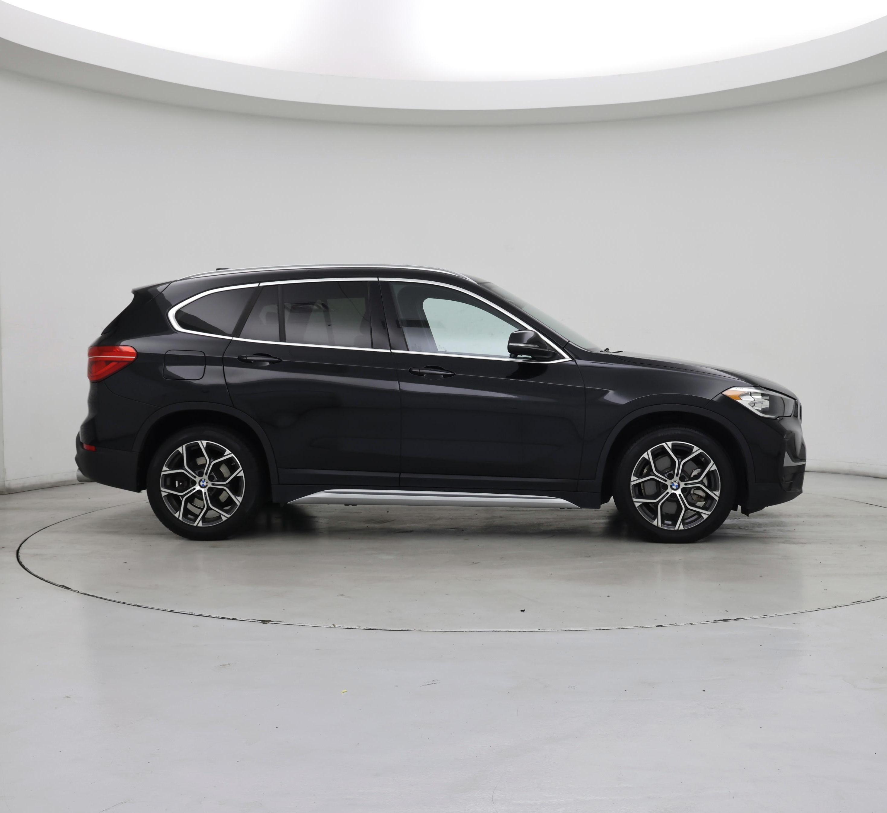 Thumbnail: 2021 BMW X1 - 7
