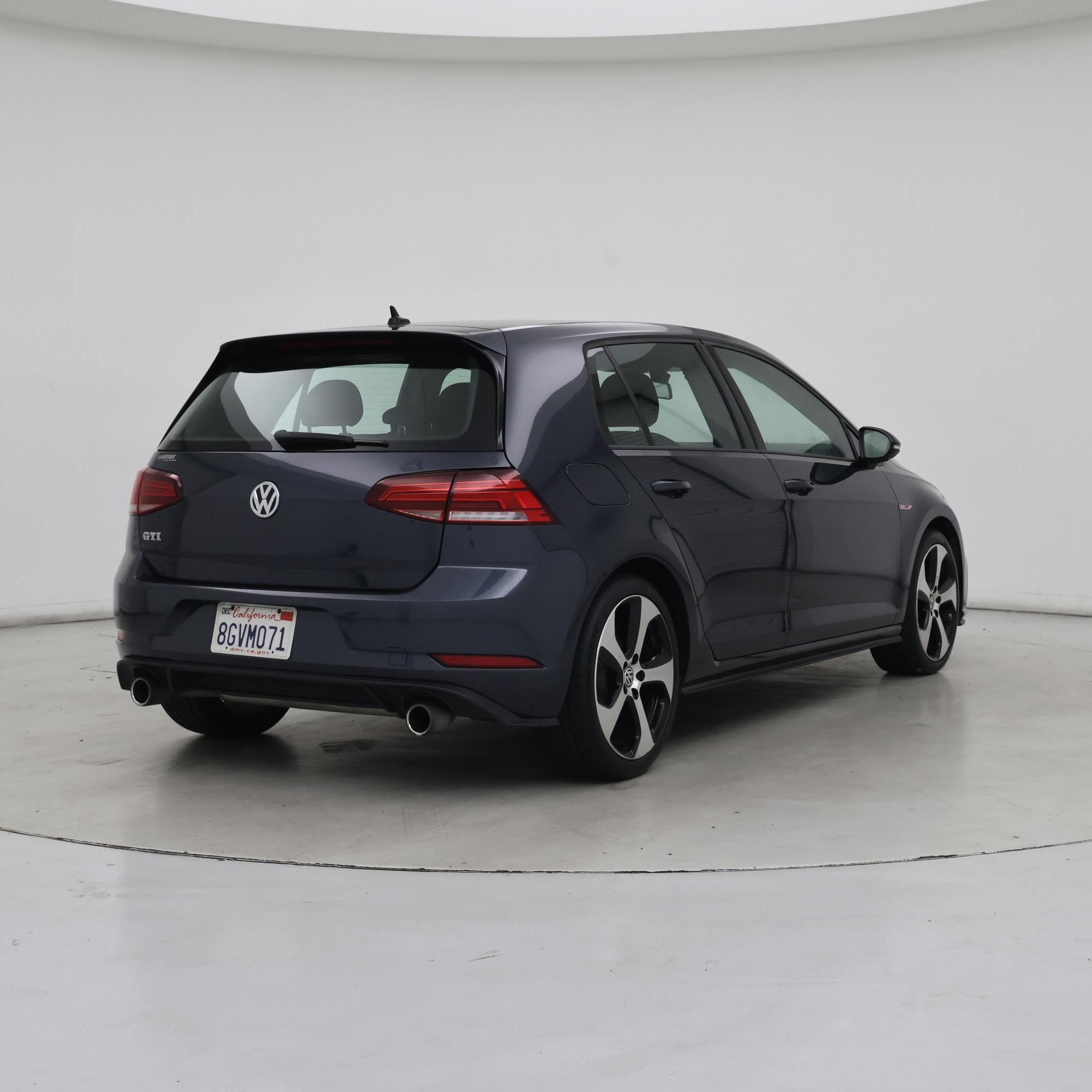 Thumbnail: 2018 Volkswagen Golf - 8