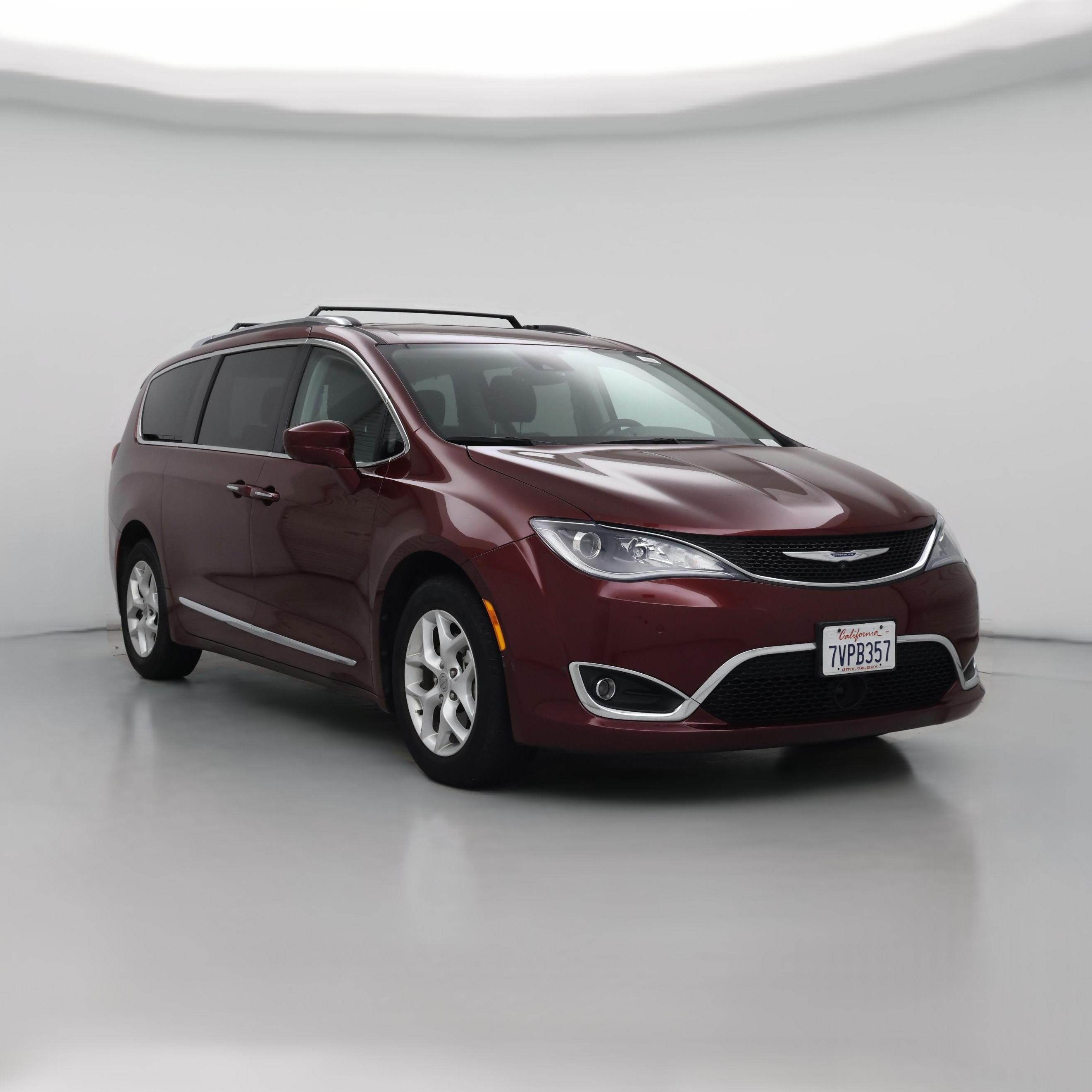 Thumbnail: 2017 Chrysler Pacifica - 1