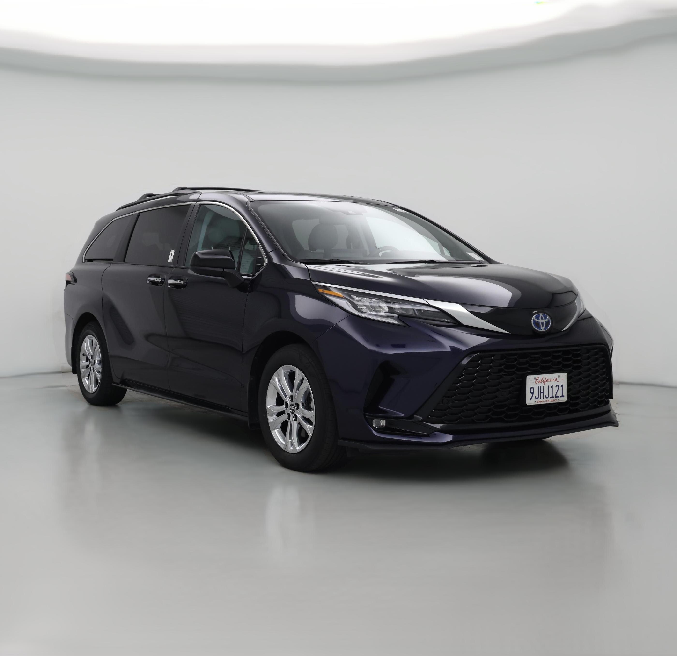 Thumbnail: 2023 Toyota Sienna - 1