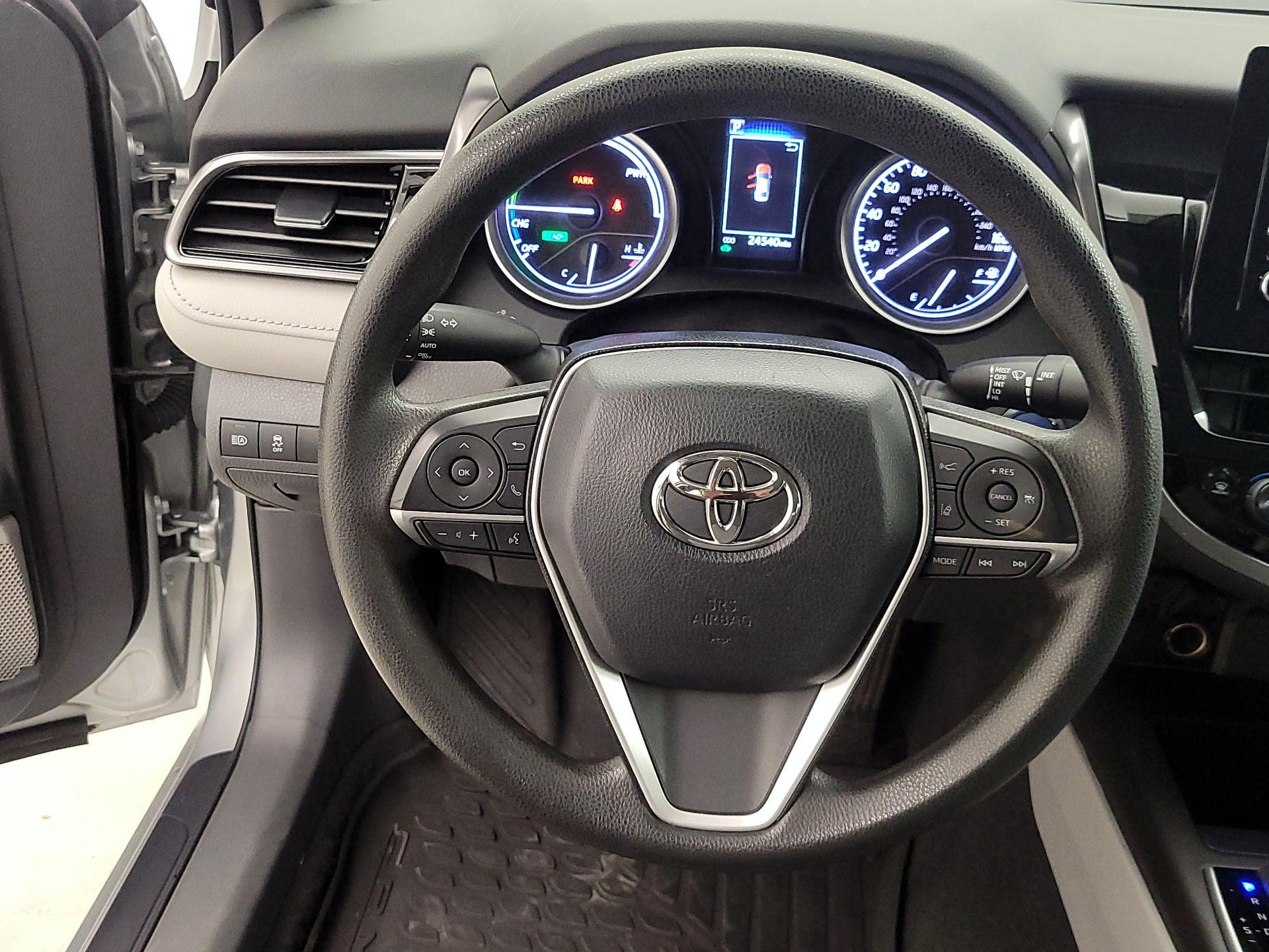 Thumbnail: 2021 Toyota Camry - 10