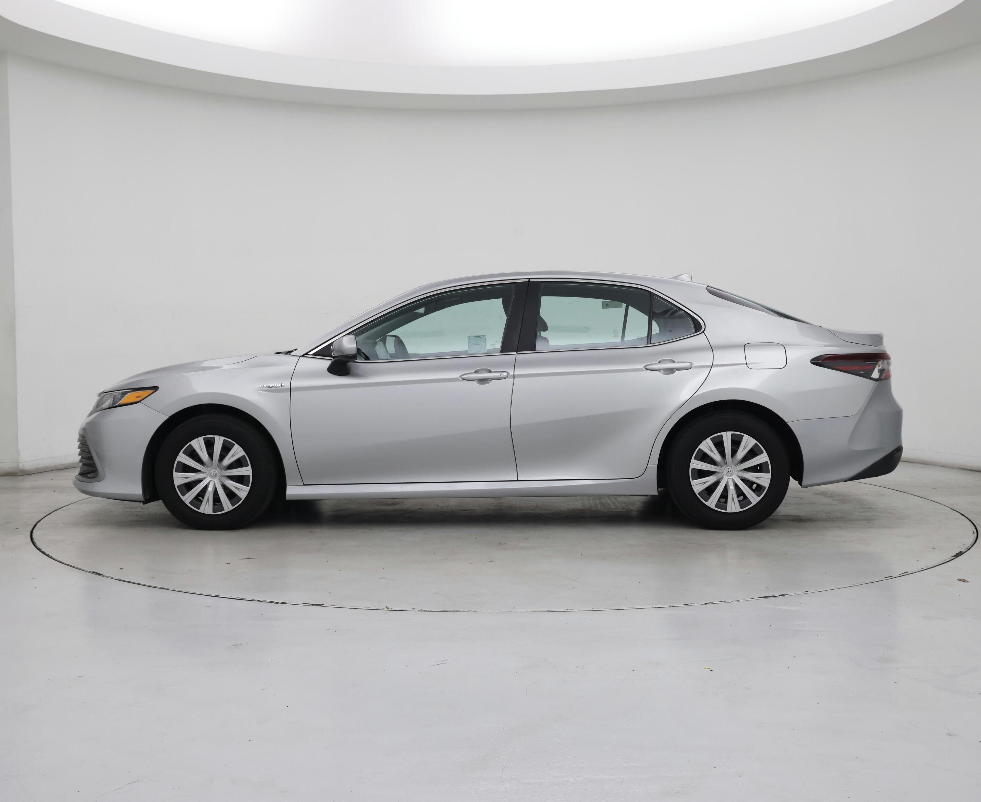 Thumbnail: 2021 Toyota Camry - 3