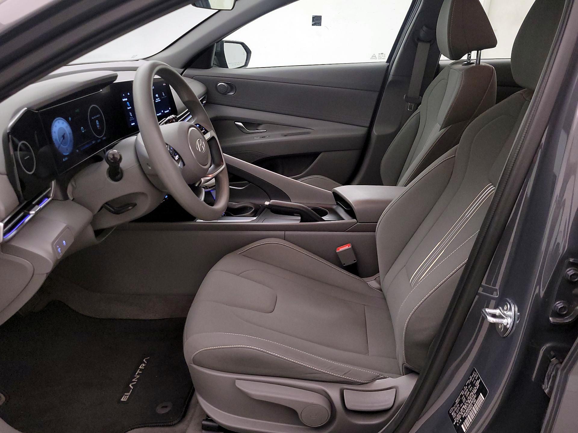 Thumbnail: 2024 Hyundai Elantra - 11