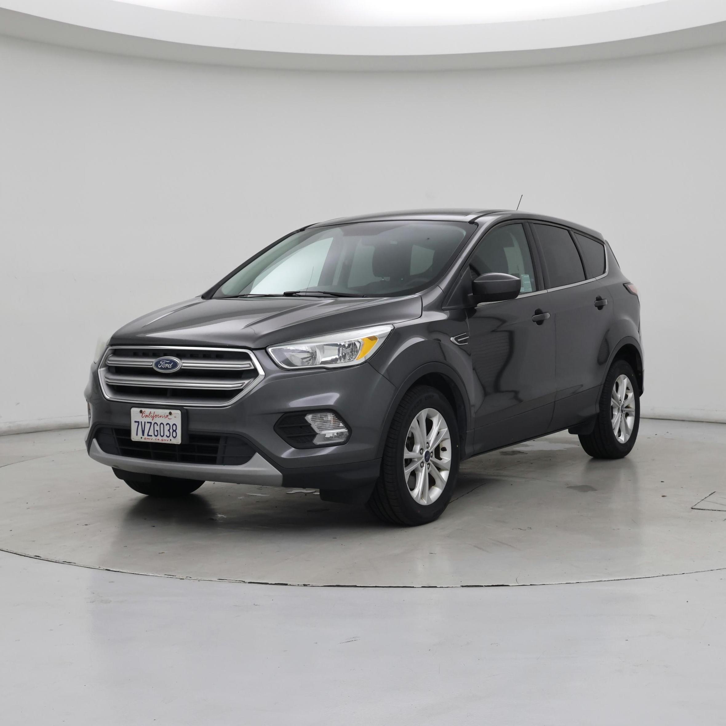 Thumbnail: 2017 Ford Escape - 4