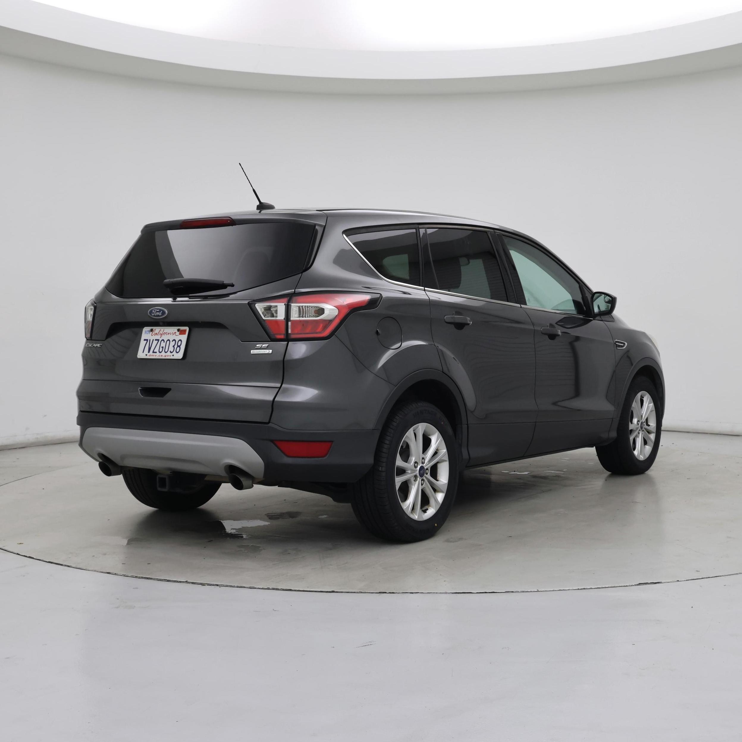 Thumbnail: 2017 Ford Escape - 8
