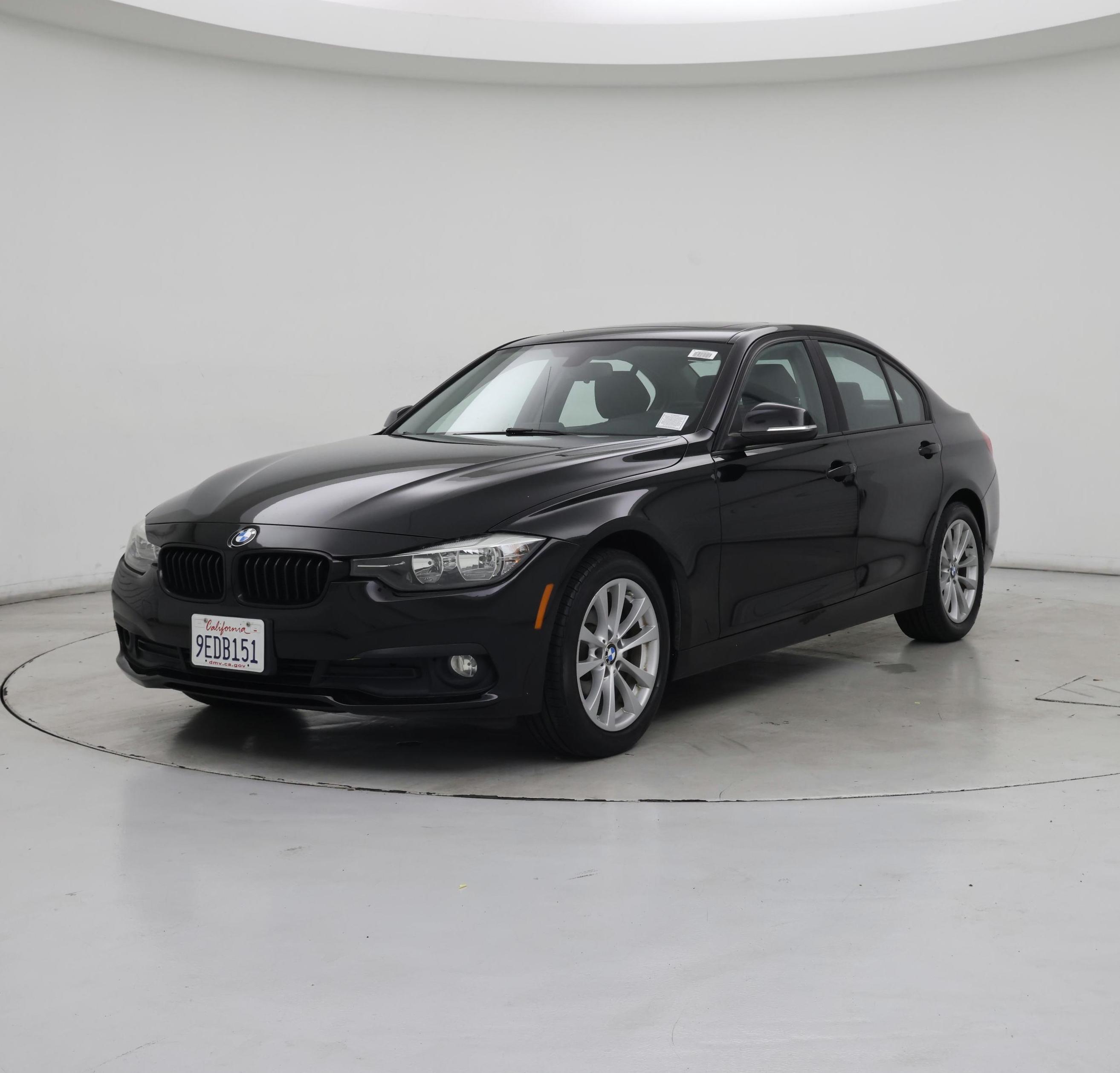 Thumbnail: 2017 BMW 3 Series - 4