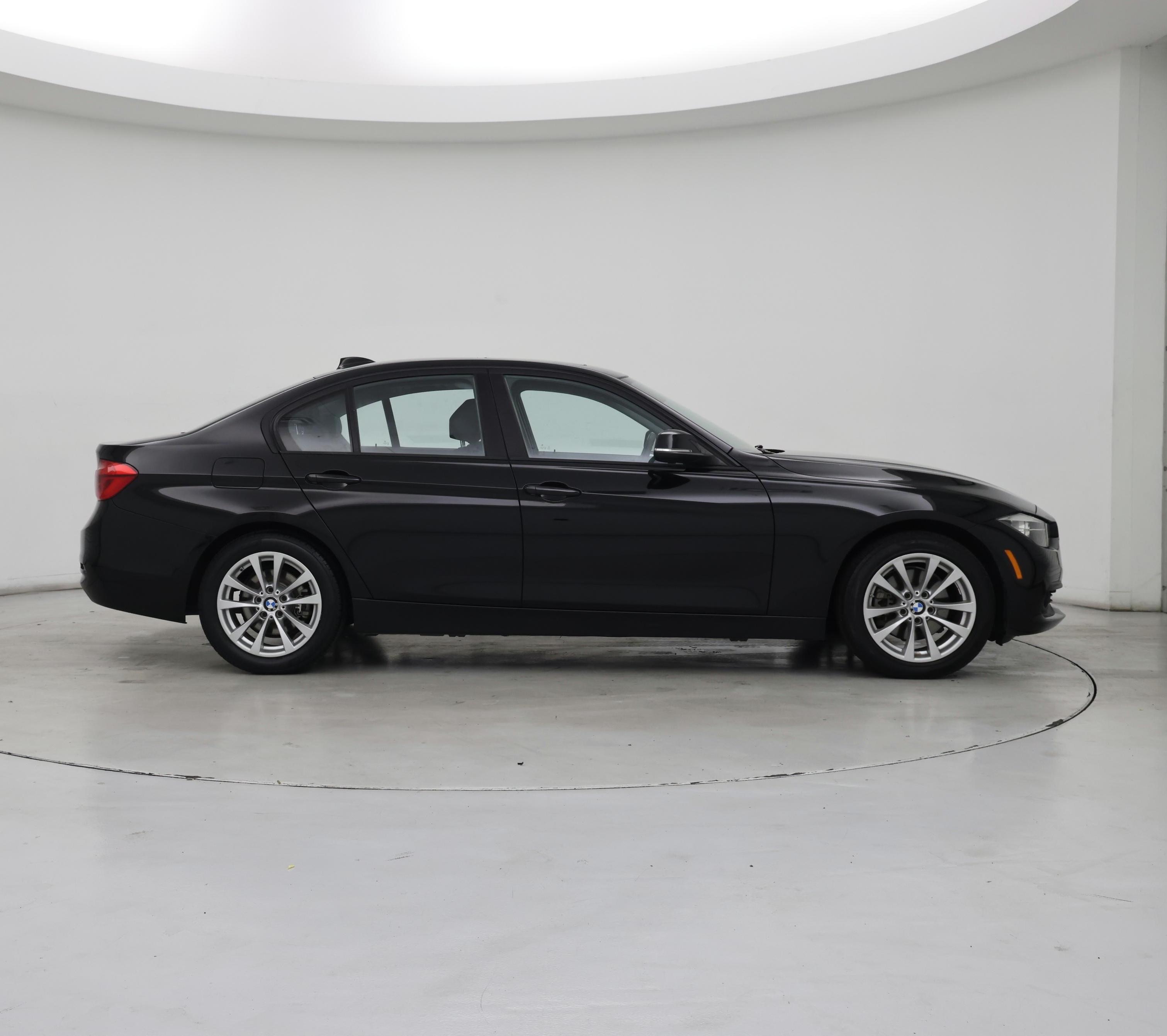 Thumbnail: 2017 BMW 3 Series - 7
