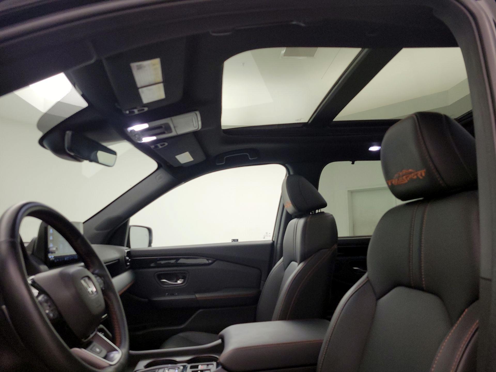 Thumbnail: 2025 Honda Pilot - 19