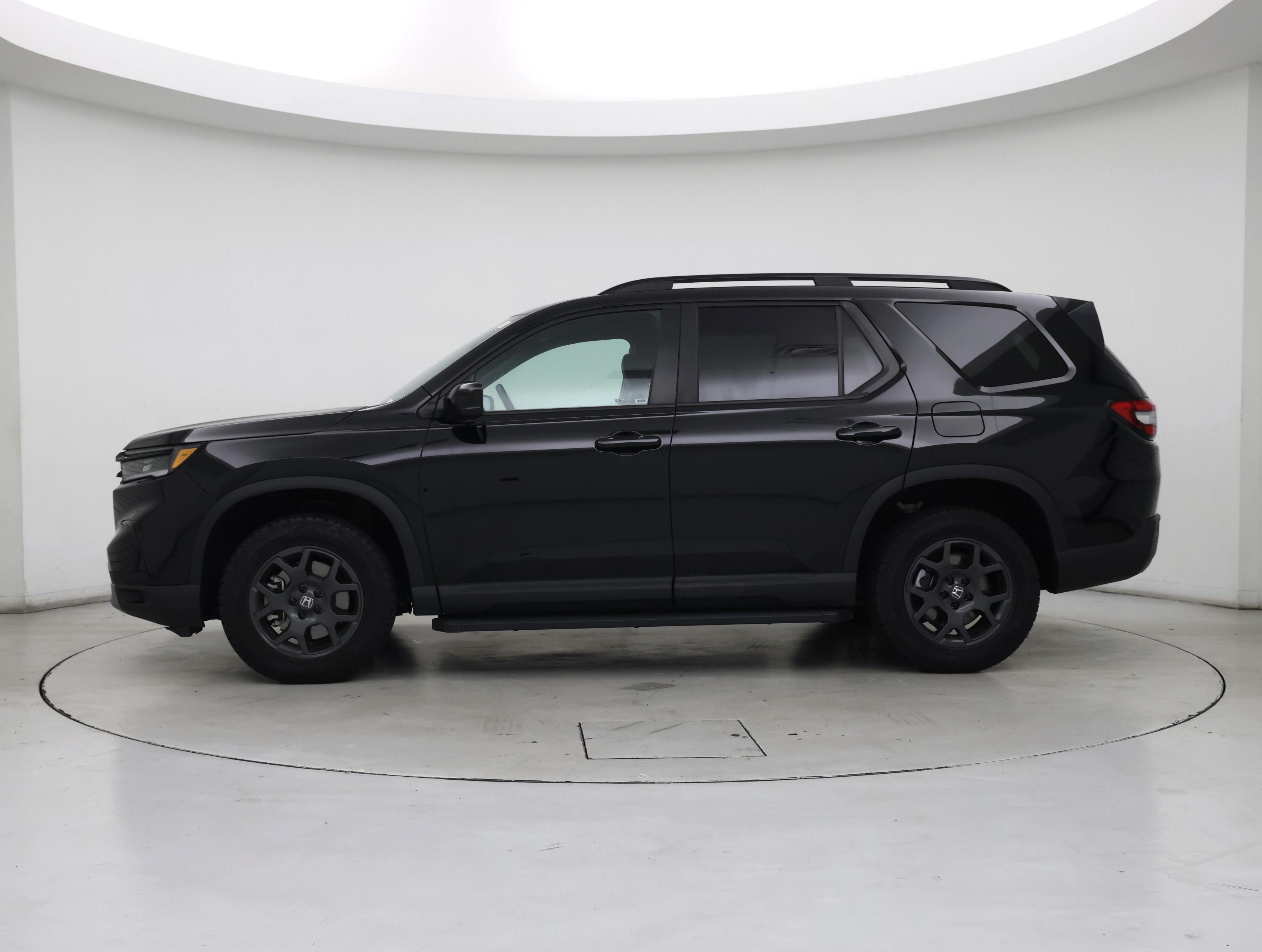 Thumbnail: 2025 Honda Pilot - 3