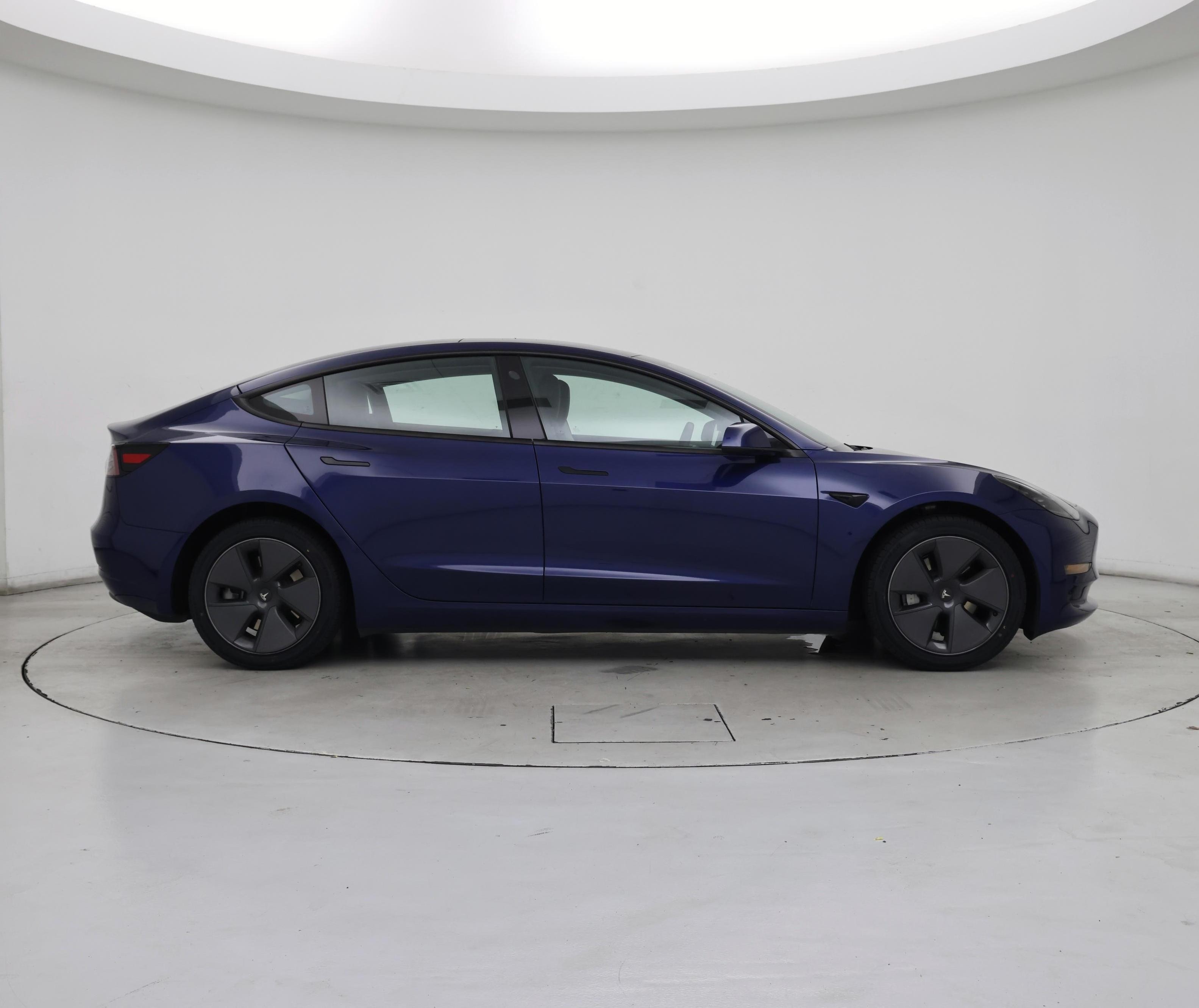 Thumbnail: 2023 Tesla Model 3 - 7