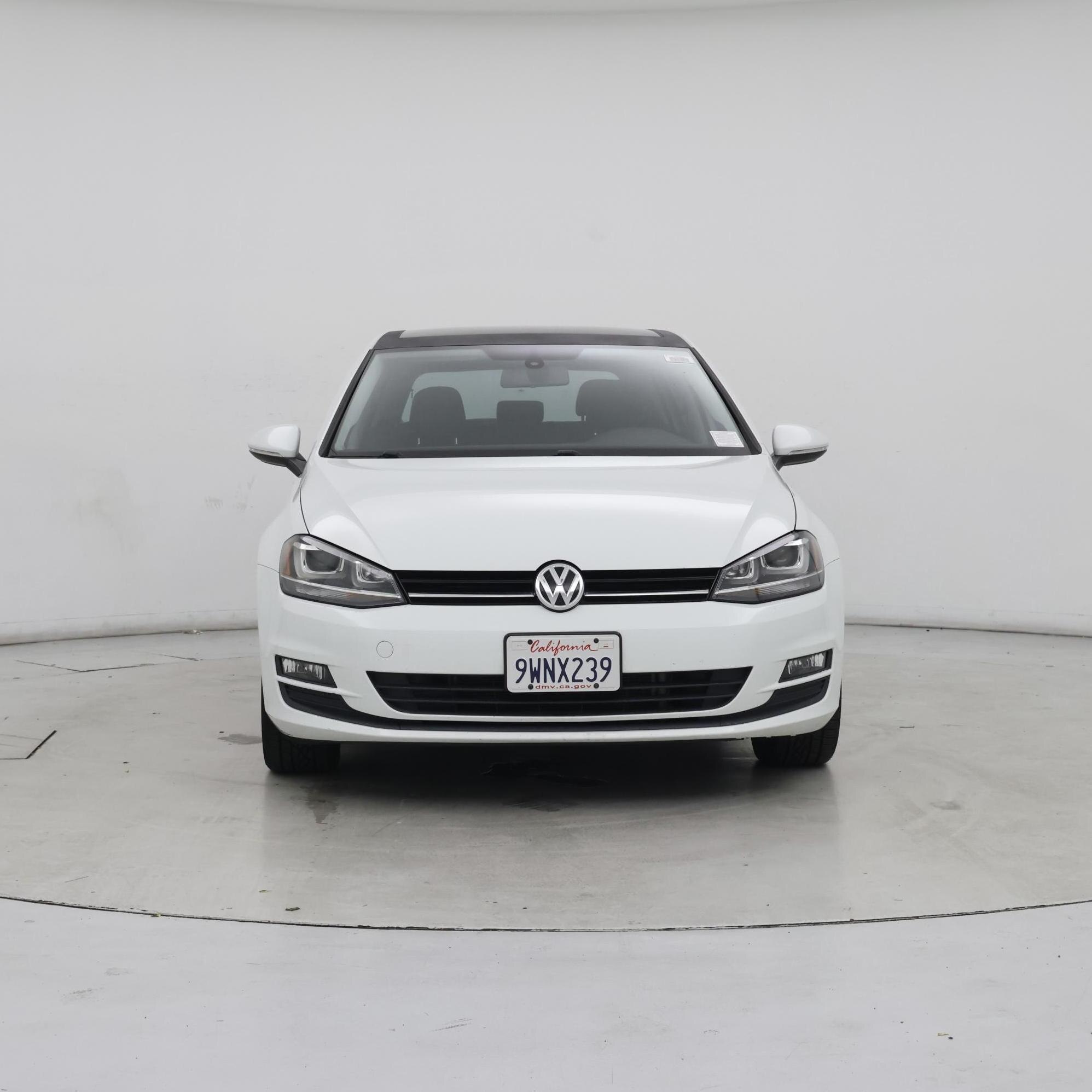 Thumbnail: 2015 Volkswagen Golf - 5