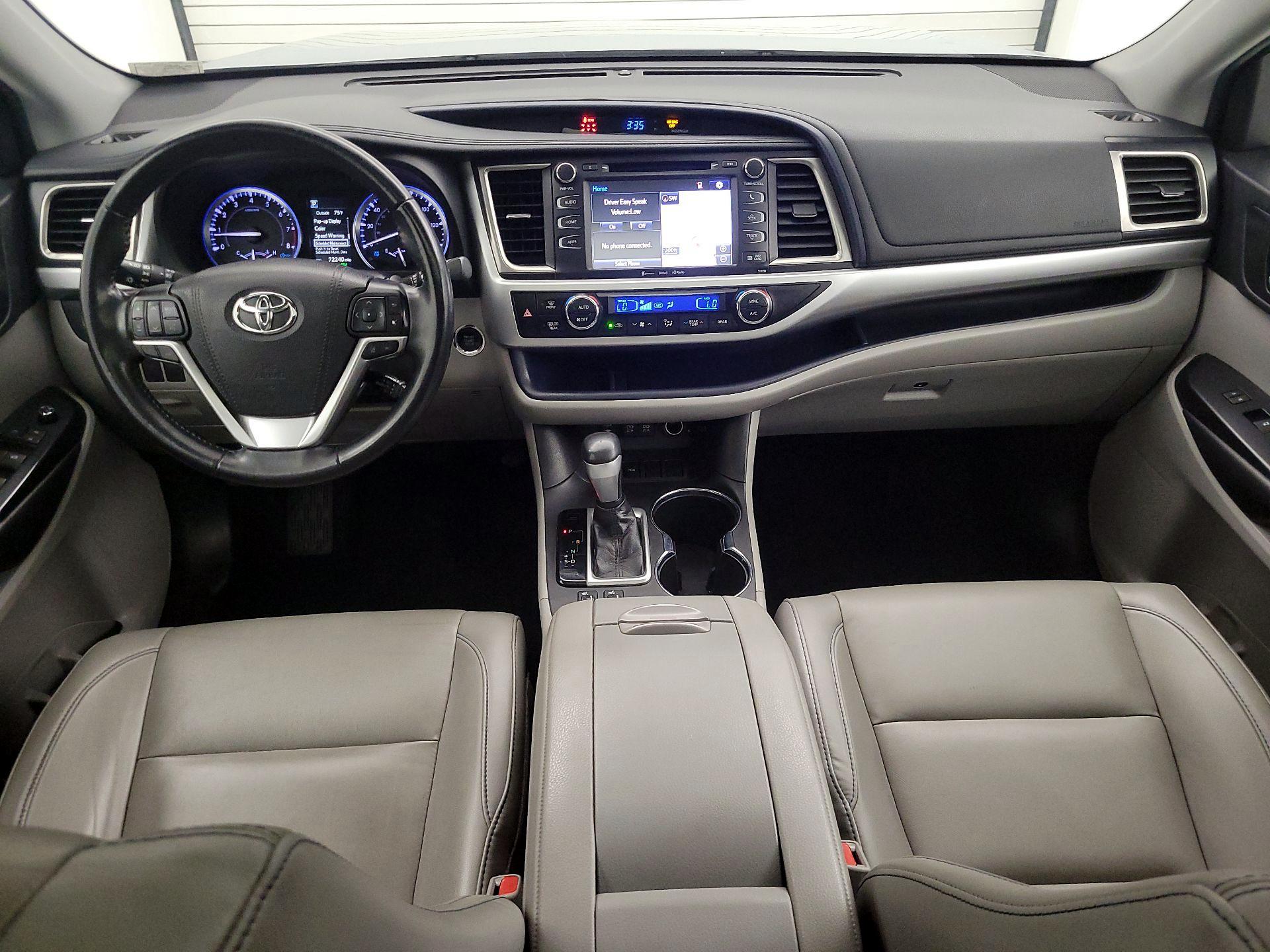 Thumbnail: 2019 Toyota Highlander - 9