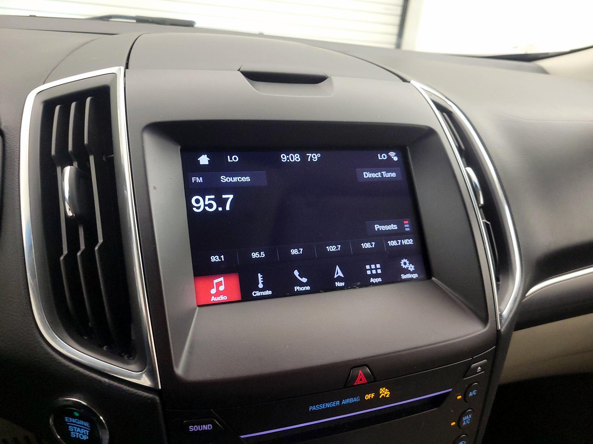 Thumbnail: 2019 Ford Edge - 16