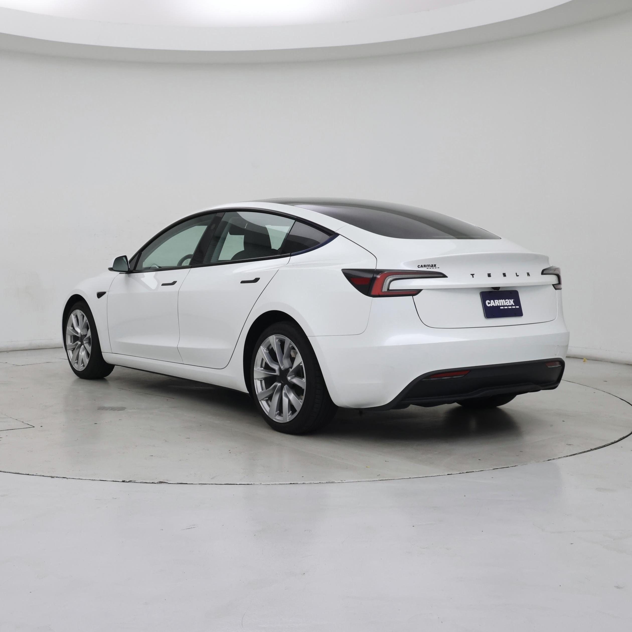 Thumbnail: 2025 Tesla Model 3 - 2