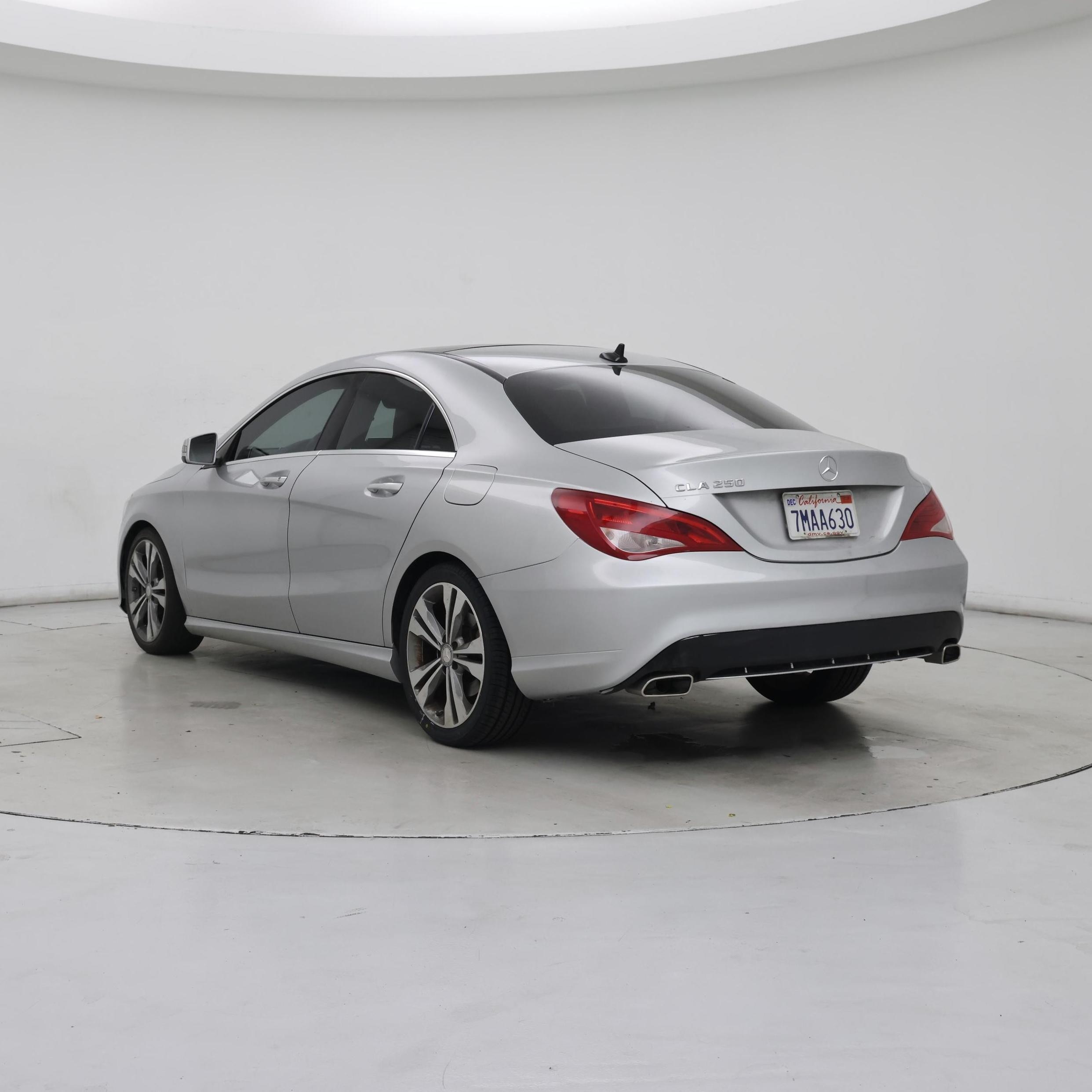 Thumbnail: 2015 Mercedes-Benz CLA - 2