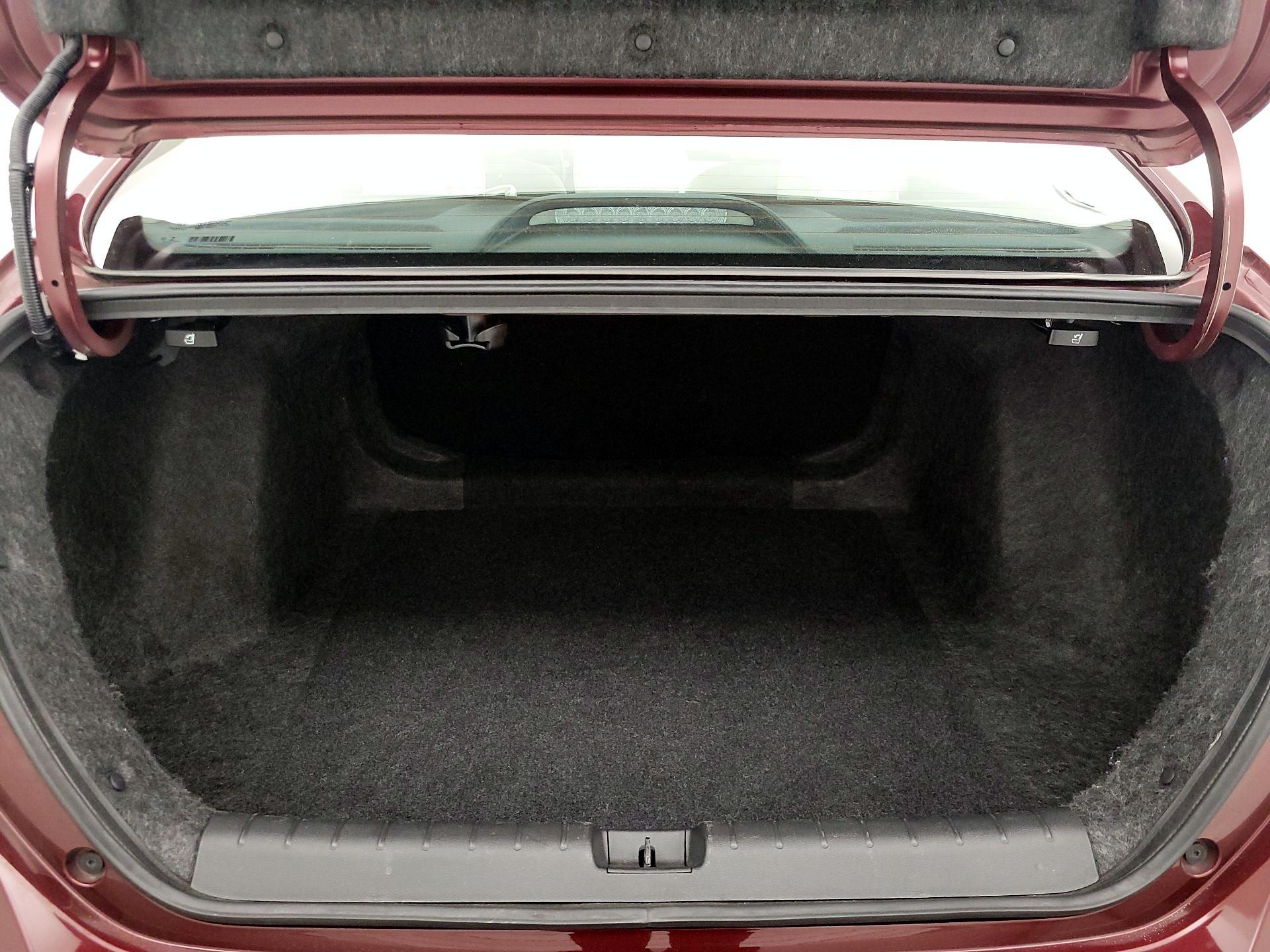 Thumbnail: 2019 Honda Insight - 20