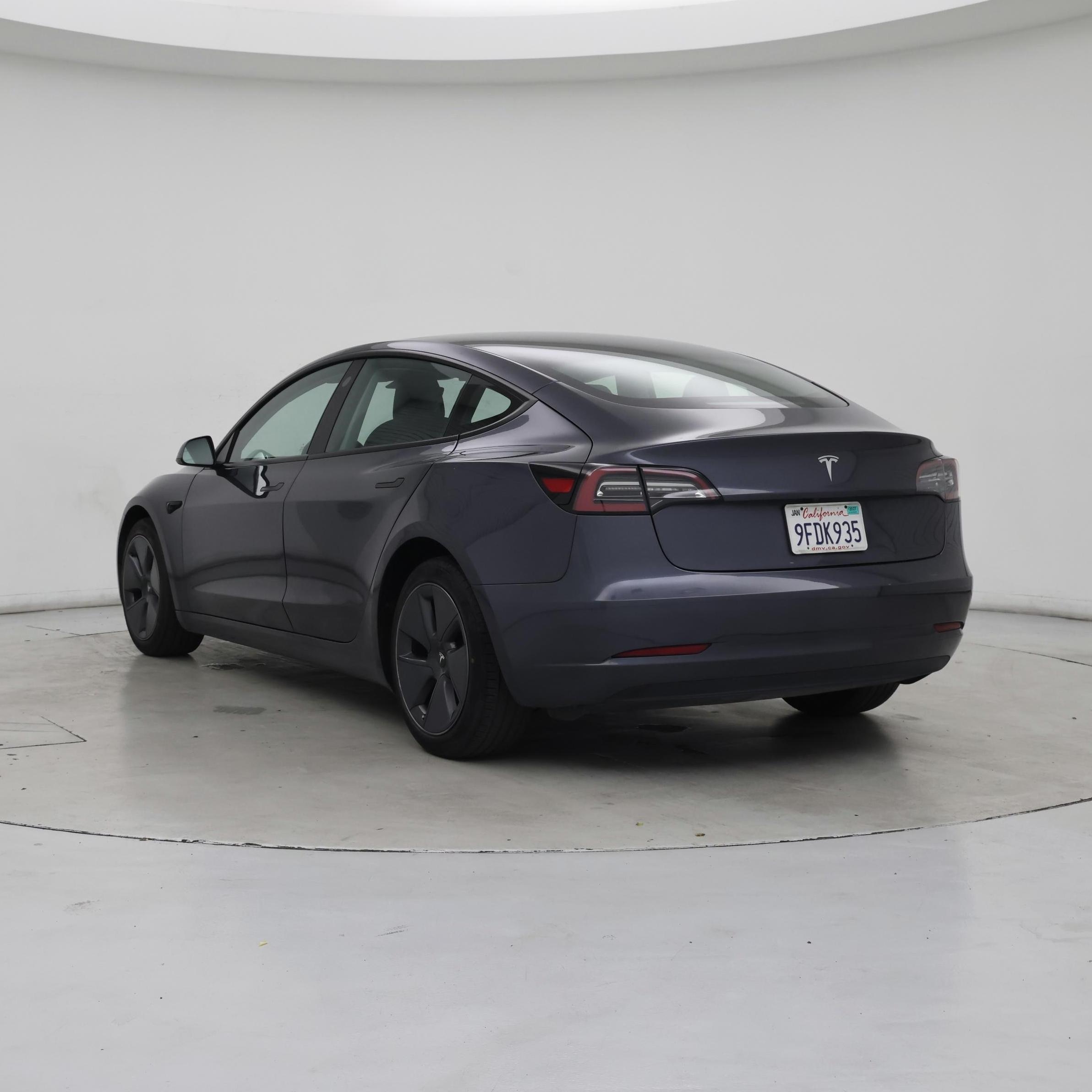 Thumbnail: 2023 Tesla Model 3 - 2