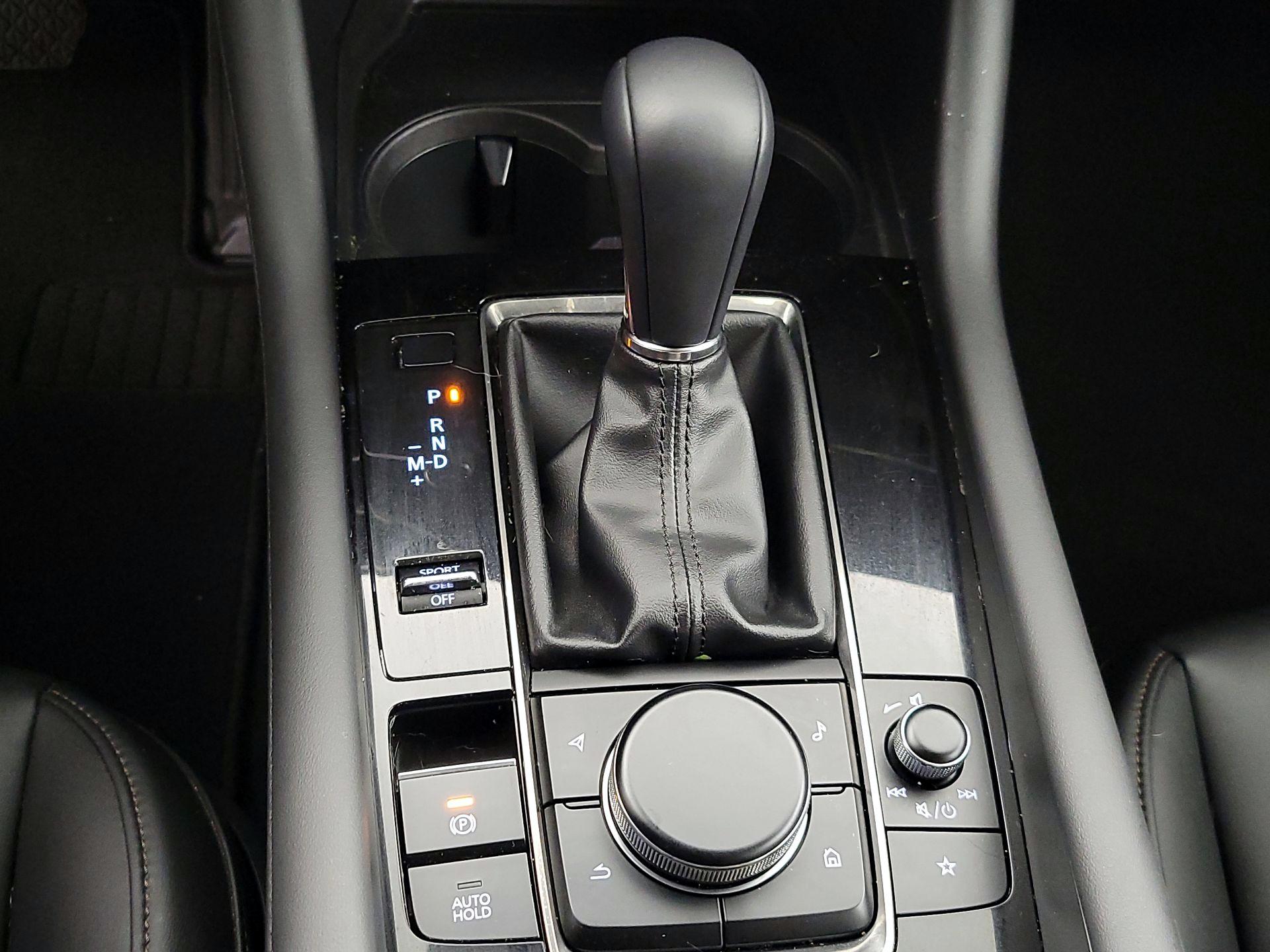 Thumbnail: 2021 Mazda Mazda3 - 17