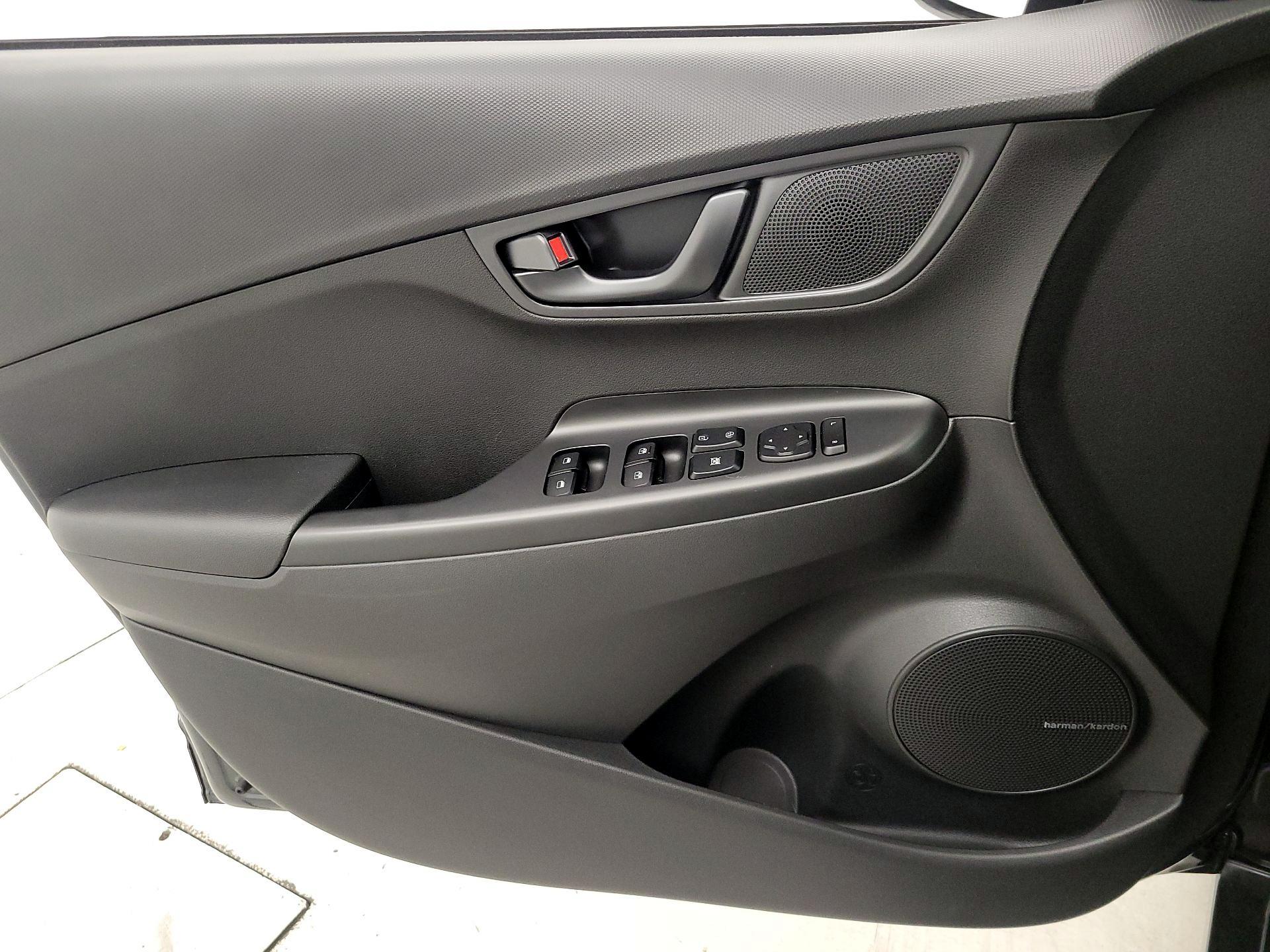 Thumbnail: 2022 Hyundai Kona - 12
