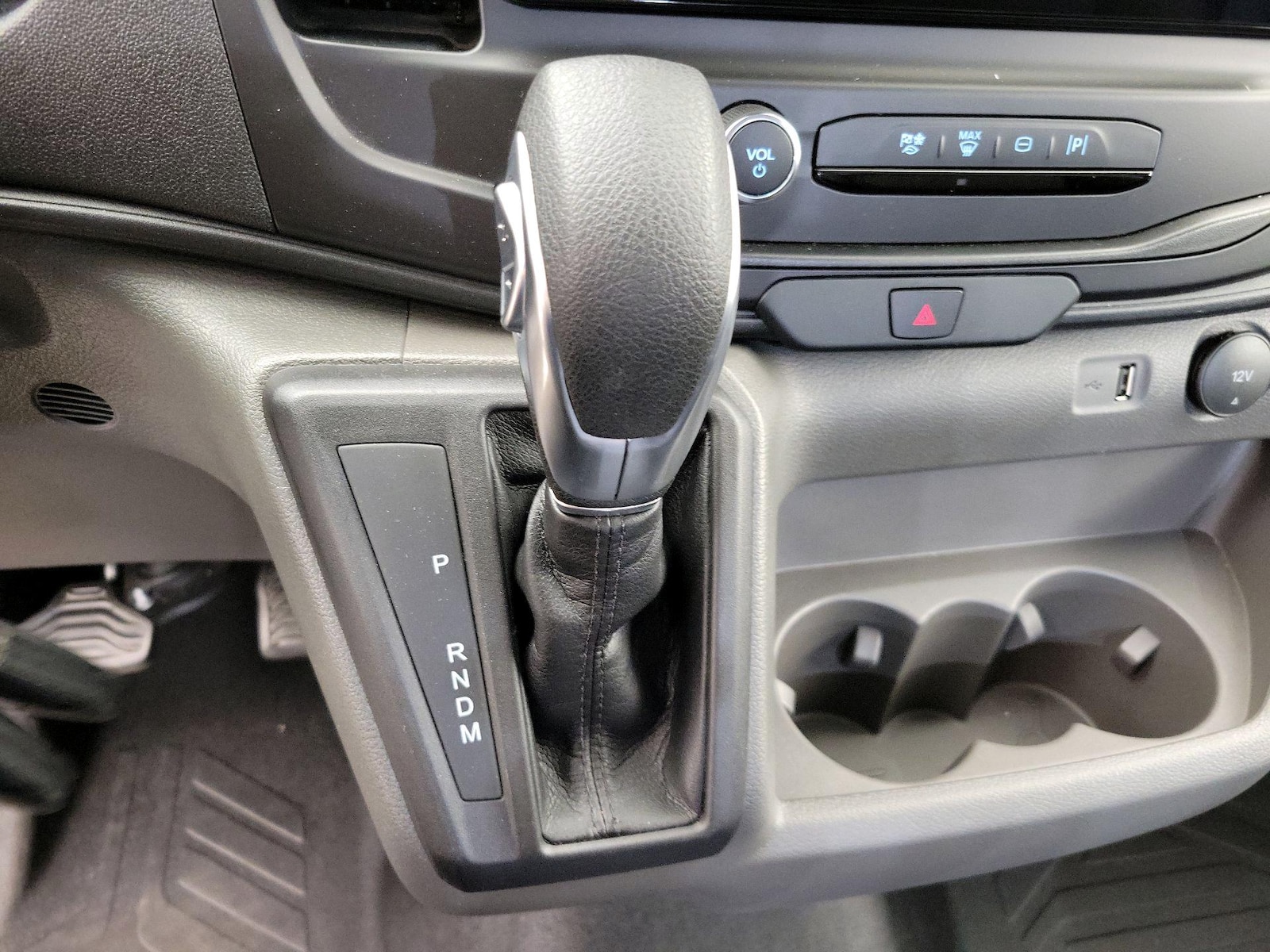 2024 Ford Transit Van Base - Photo 18