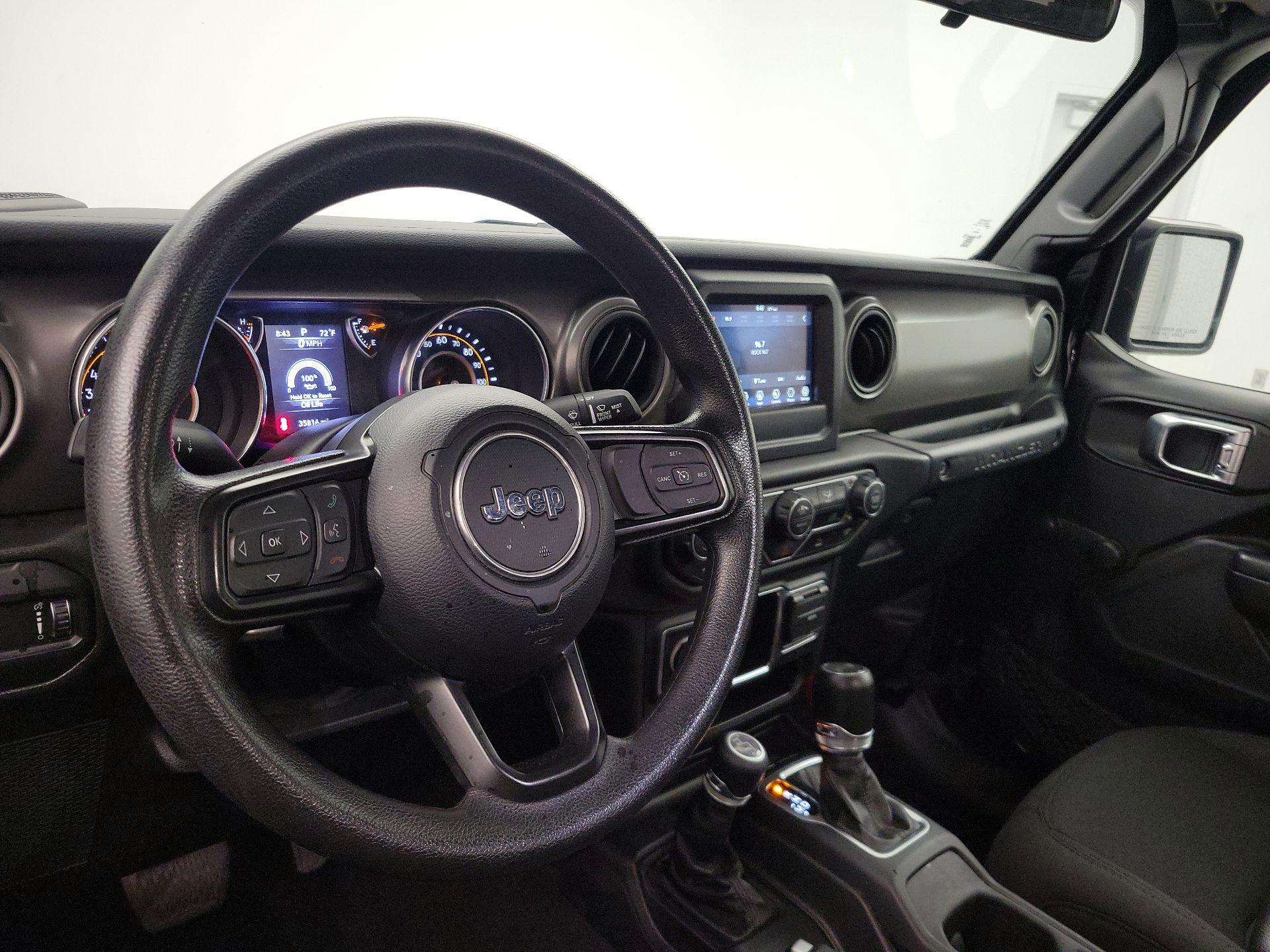 Thumbnail: 2023 Jeep Wrangler - 9