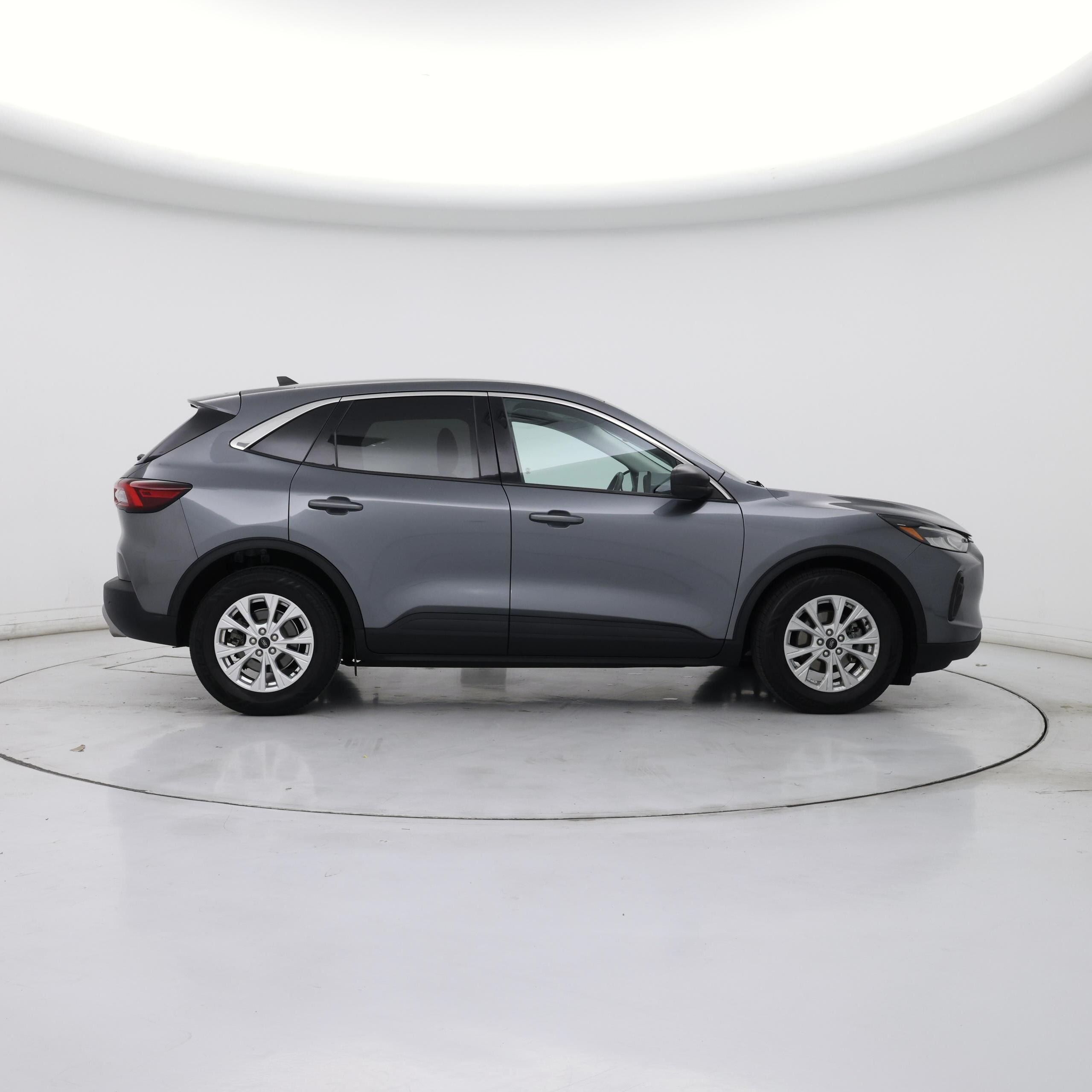 Thumbnail: 2023 Ford Escape - 7