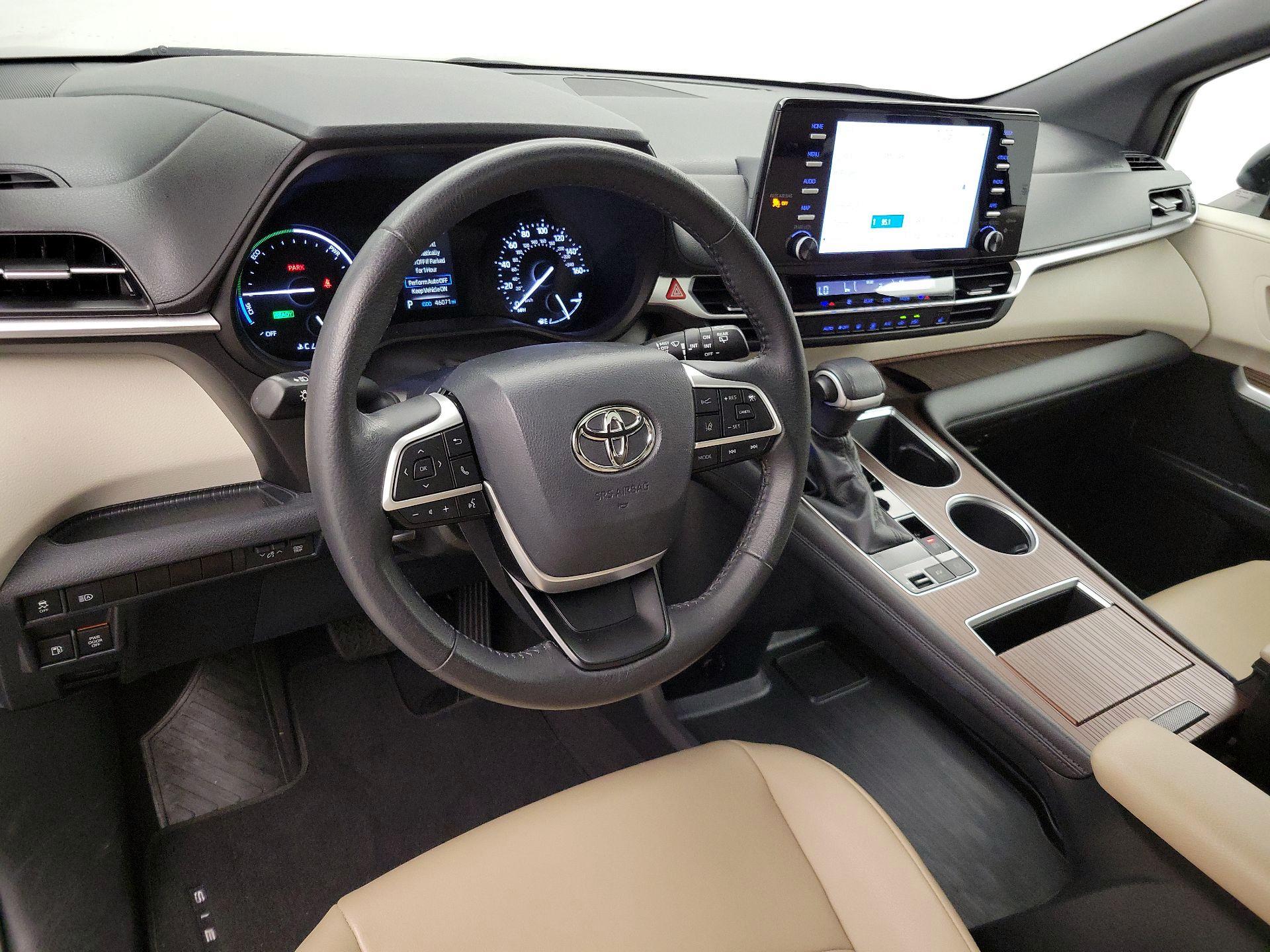 Thumbnail: 2021 Toyota Sienna - 9