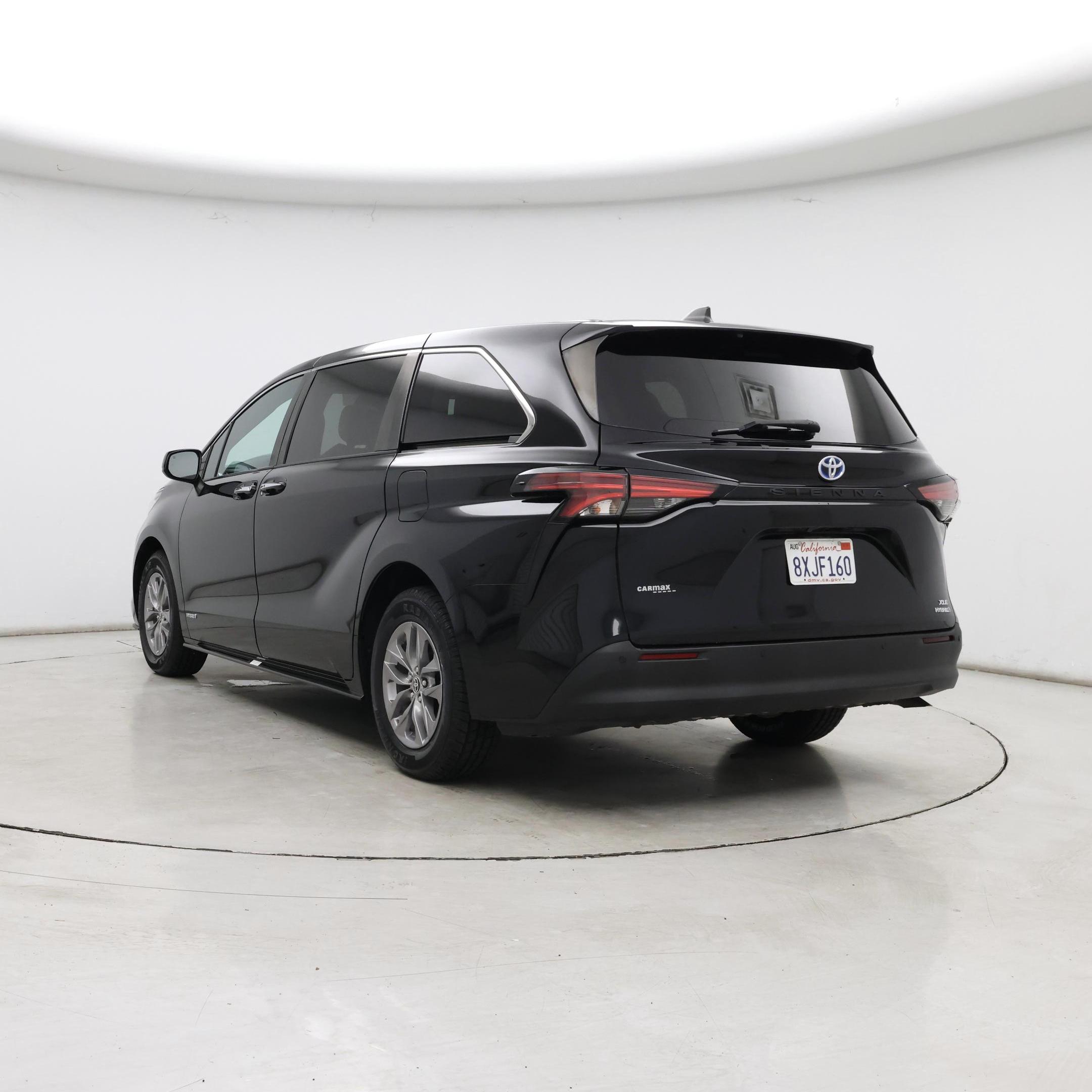 Thumbnail: 2021 Toyota Sienna - 2