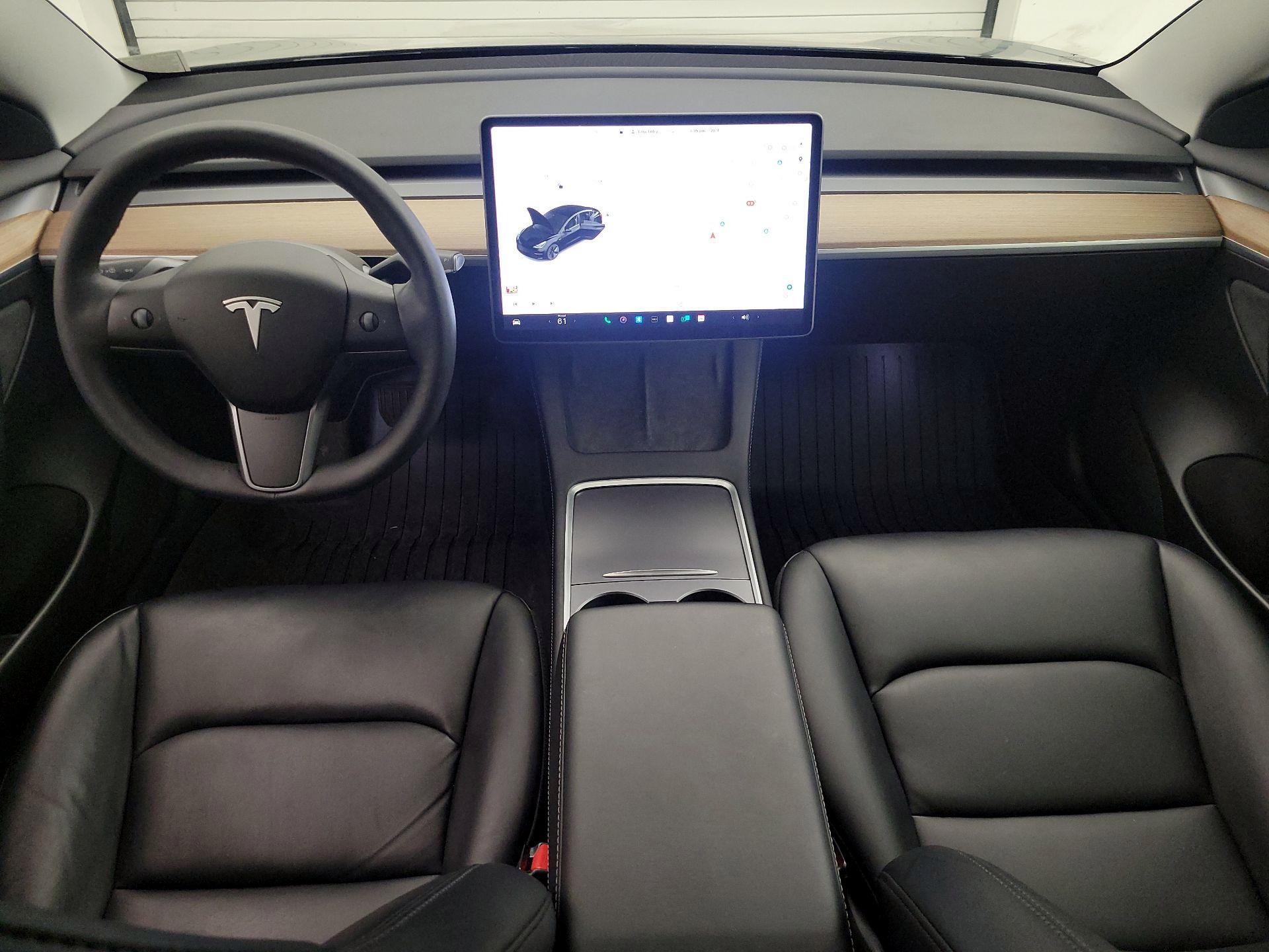 Thumbnail: 2021 Tesla Model 3 - 9