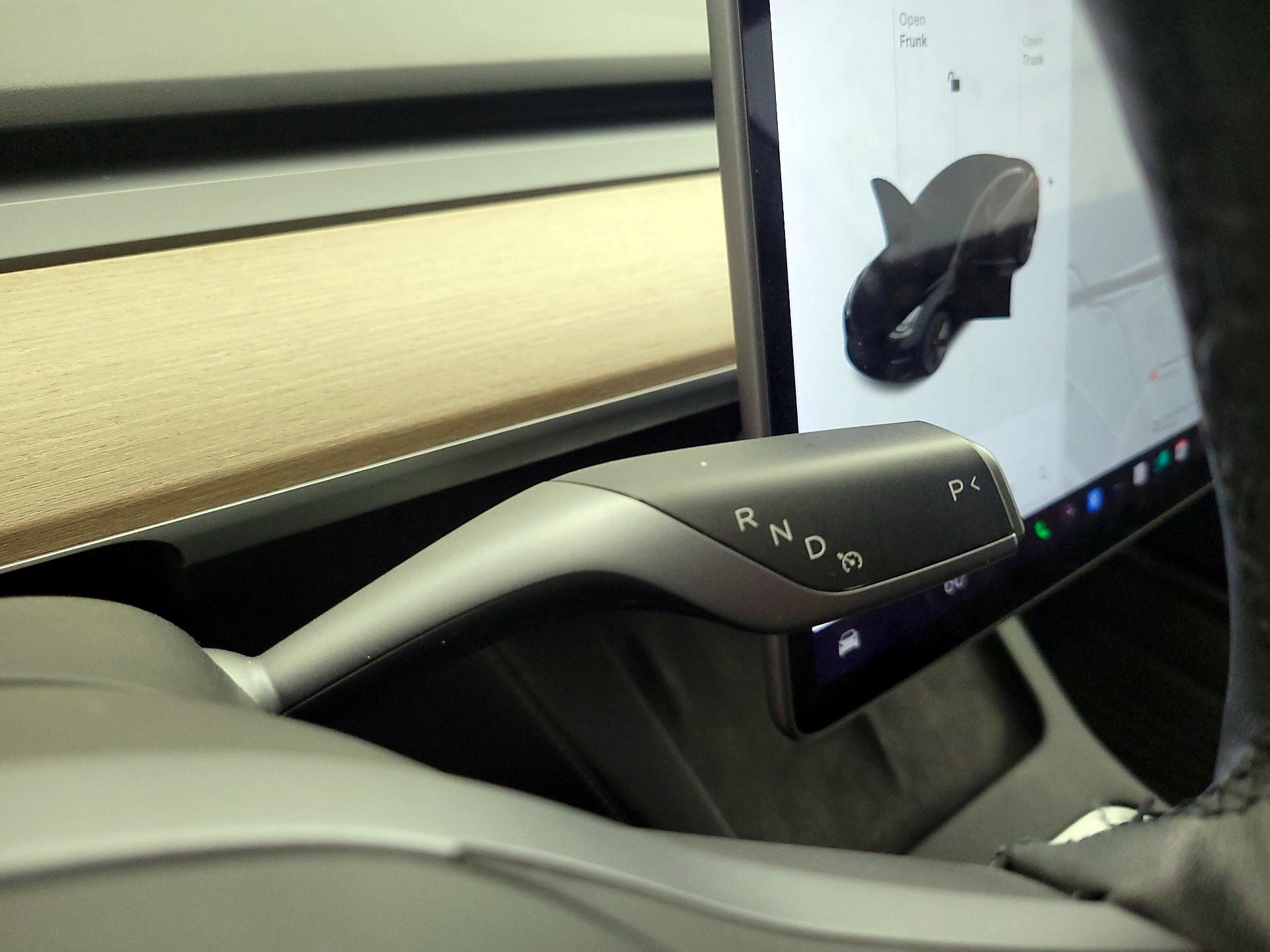 Thumbnail: 2021 Tesla Model 3 - 17