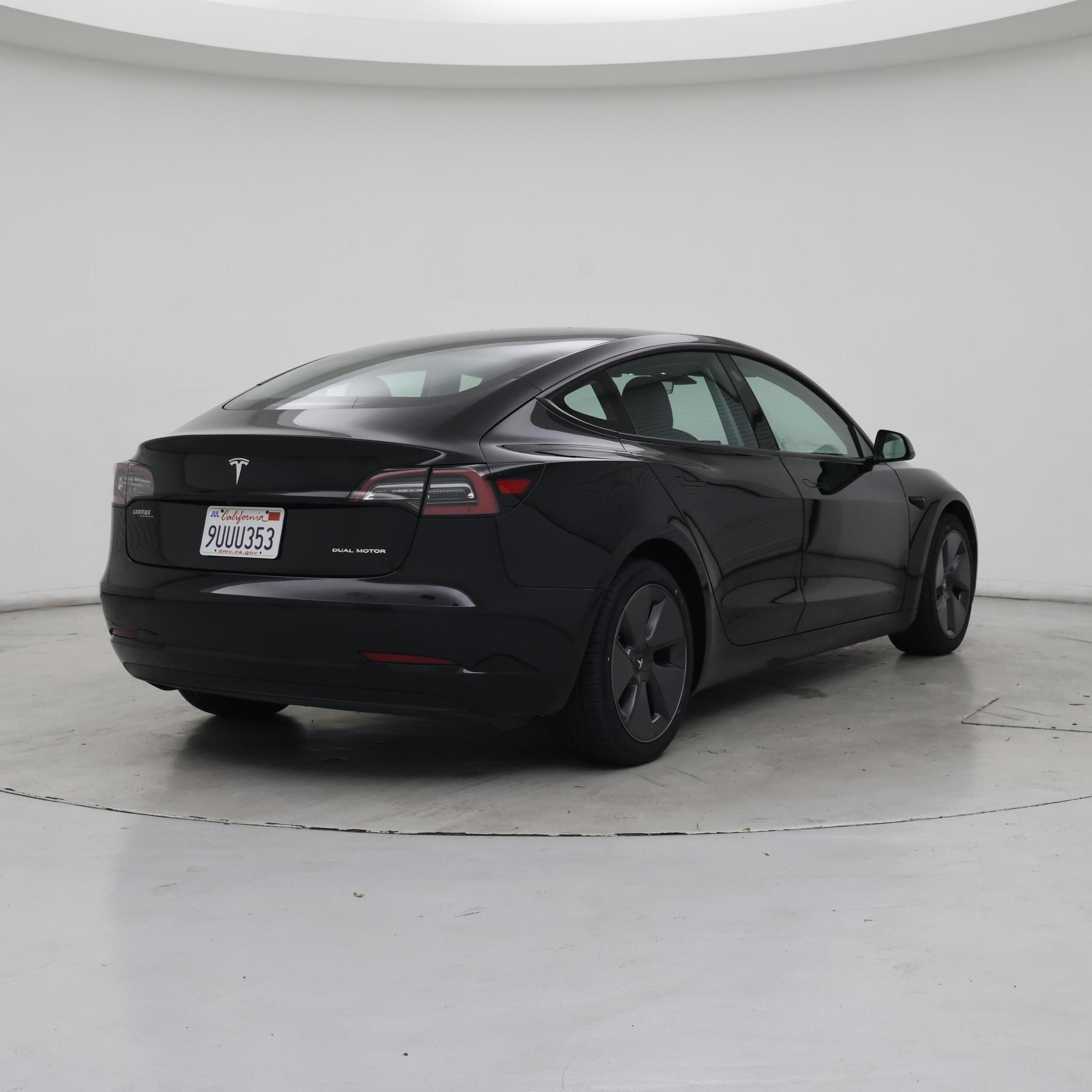 Thumbnail: 2021 Tesla Model 3 - 8