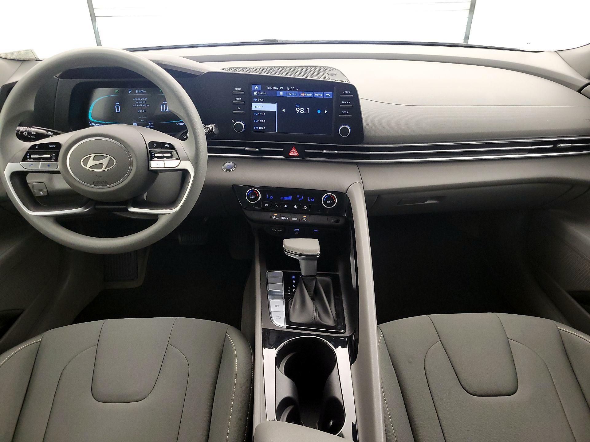 Thumbnail: 2025 Hyundai Elantra - 9