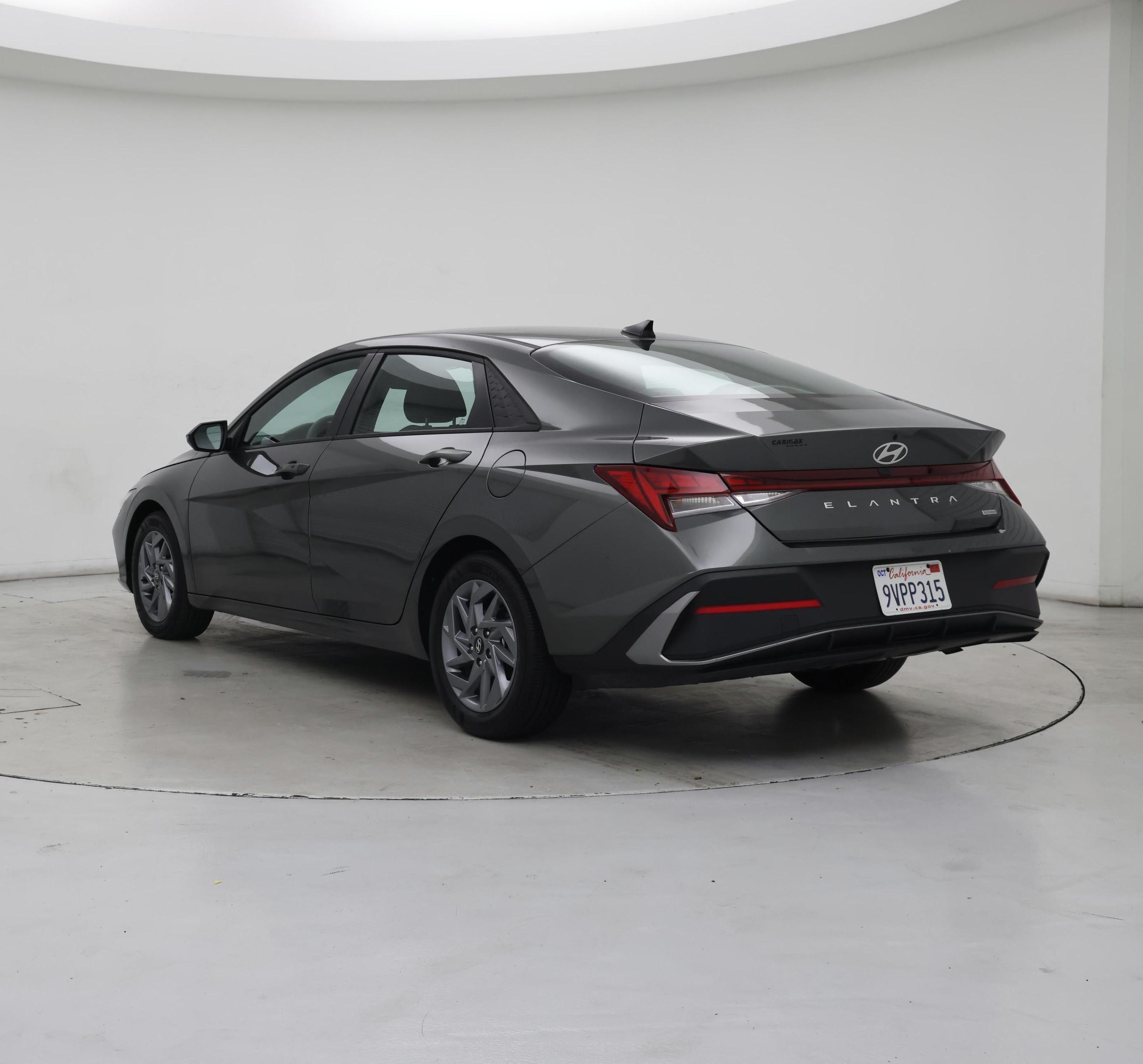 Thumbnail: 2025 Hyundai Elantra - 2
